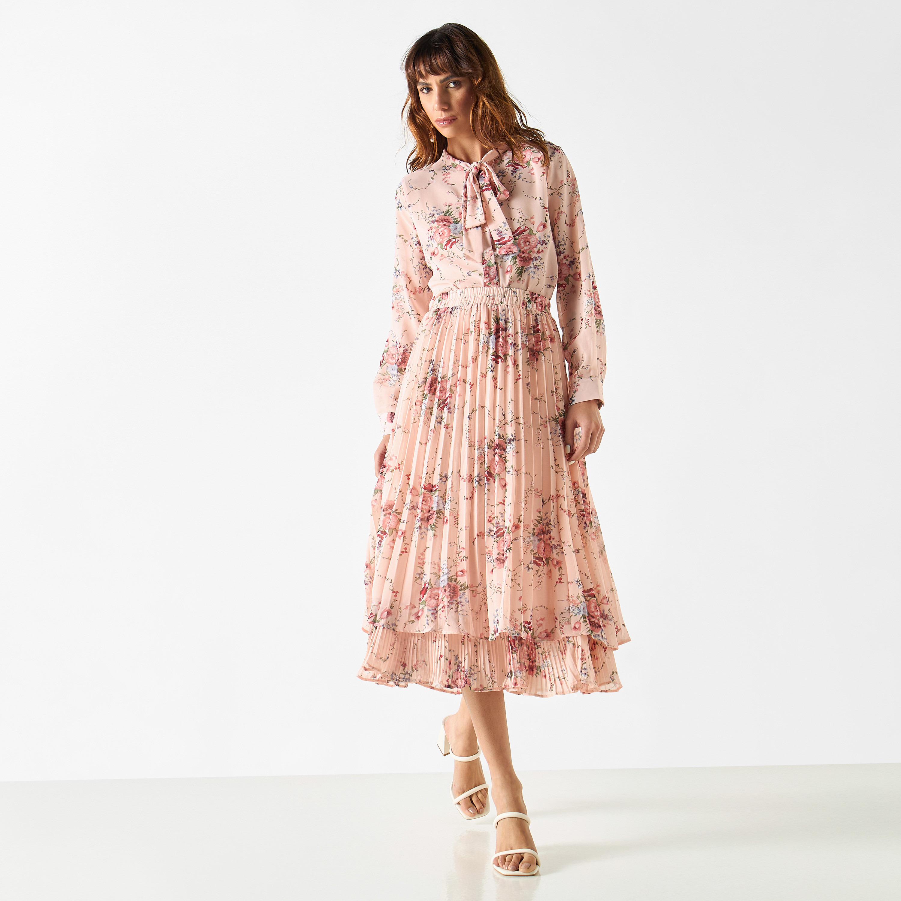 بلوزة بأكمام طويلة وفيونكة وطبعات زهرية تو إكستريمز-women-clothing-shirtsandblouses-blouses-image-8
