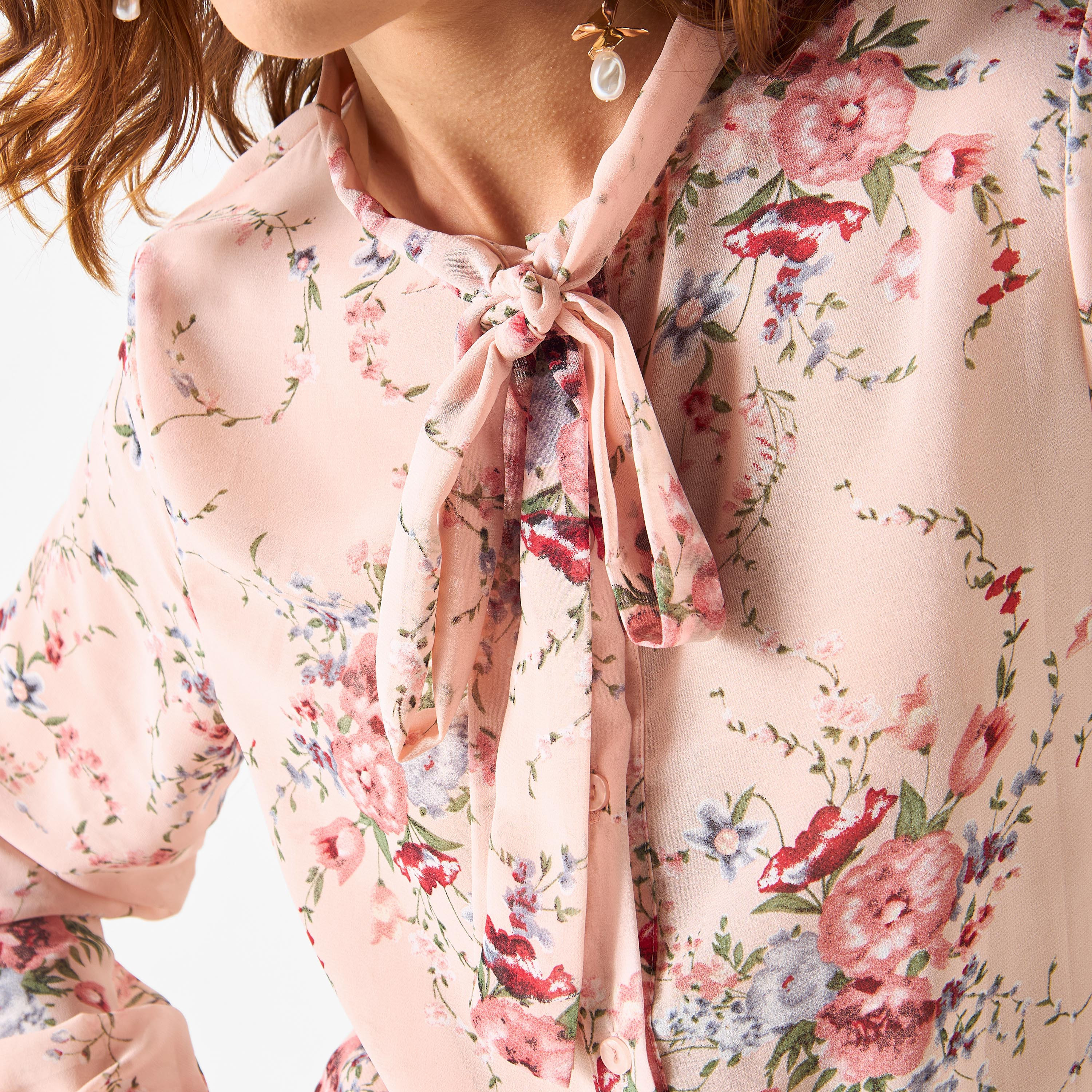 بلوزة بأكمام طويلة وفيونكة وطبعات زهرية تو إكستريمز-women-clothing-shirtsandblouses-blouses-image-10