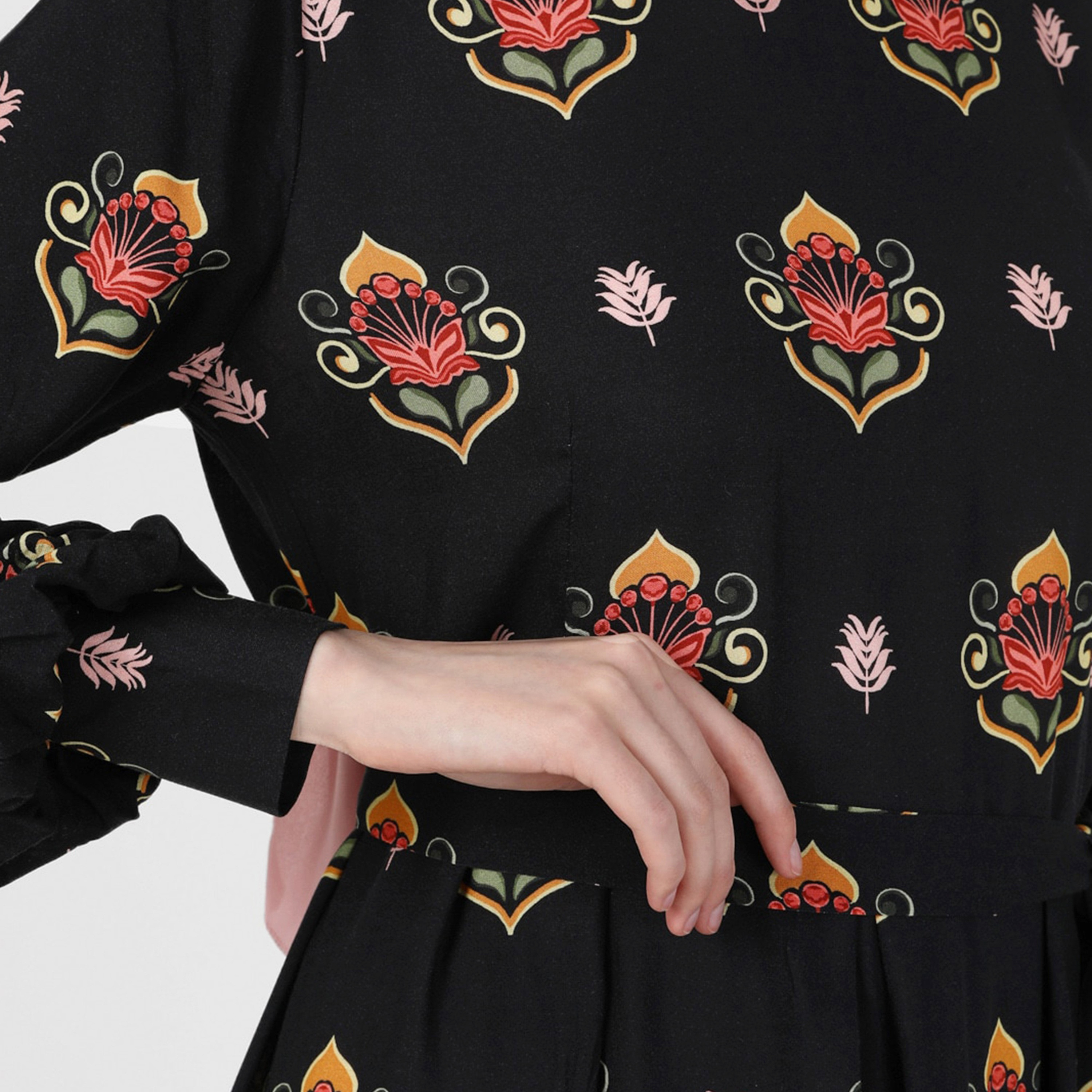 Modanisa Printed Crew Neck Tie Belt Modest Dress-women-clothing-dresses-image-4