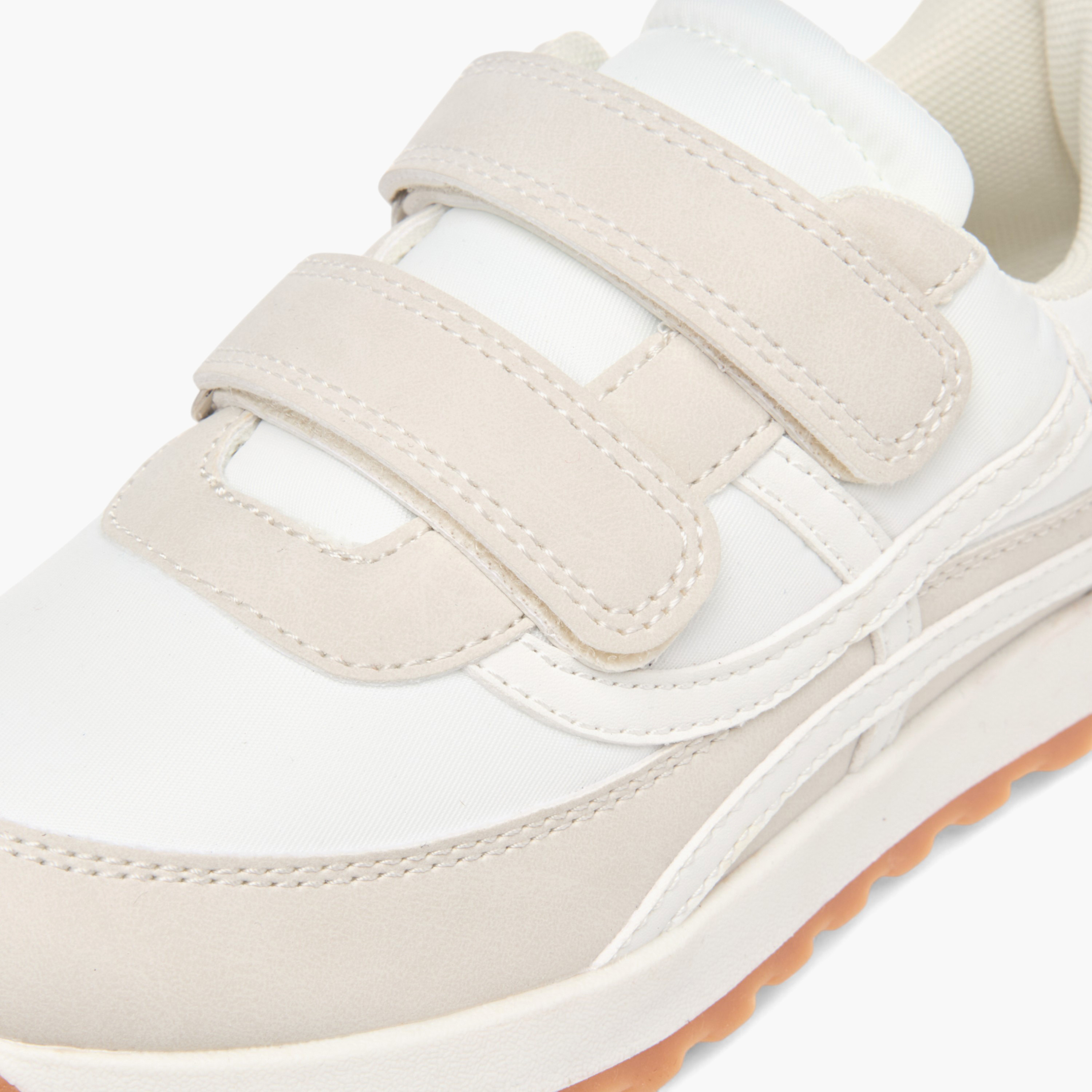 Juniors Panelled Sneakers with Hook and Loop Closure-boys-shoes-sneakers-image-4