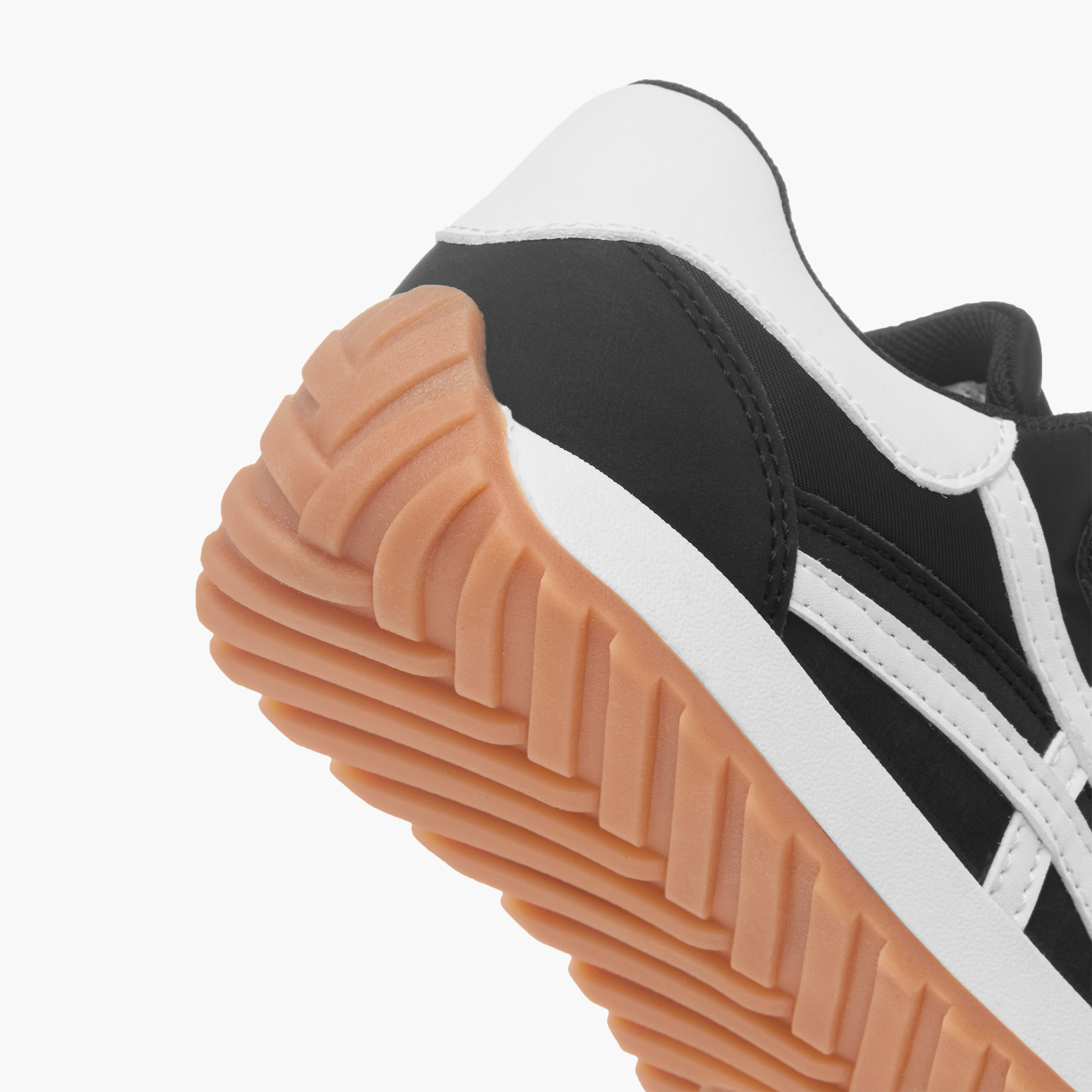 حذاء سنيكرز بشريط إغلاق وألواح من جونيورز-boys-shoes-sneakers-image-1