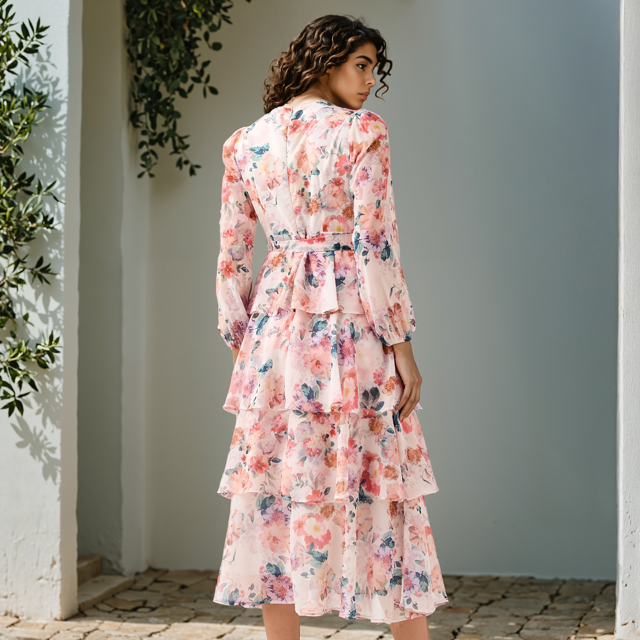 فستان متعدد الطبقات برباط وطبعات زهرية وفيونكة من تو إكستريمز-women-clothing-dresses-image-8