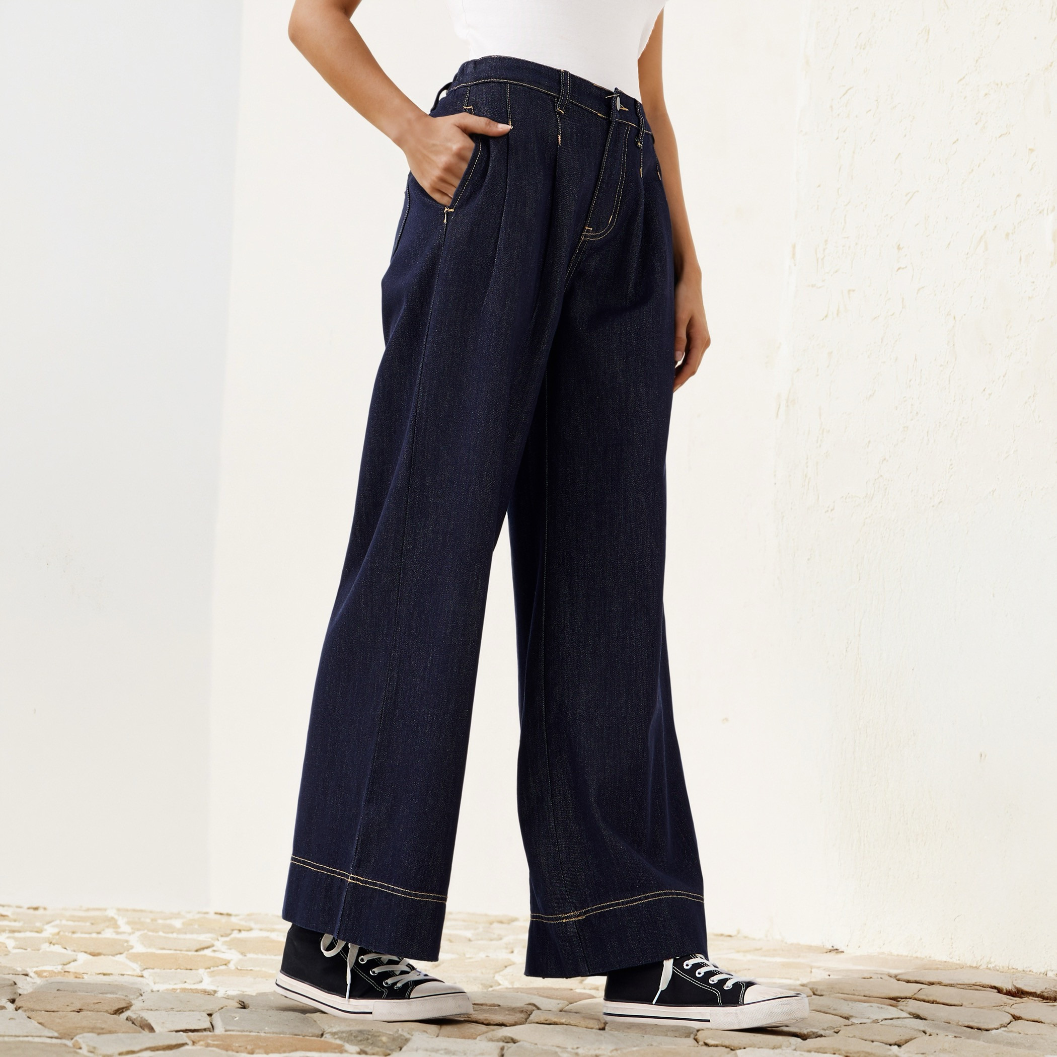2Xtremz Regular Fit Jeans with Pockets-women-clothing-bottoms-jeans-image-1
