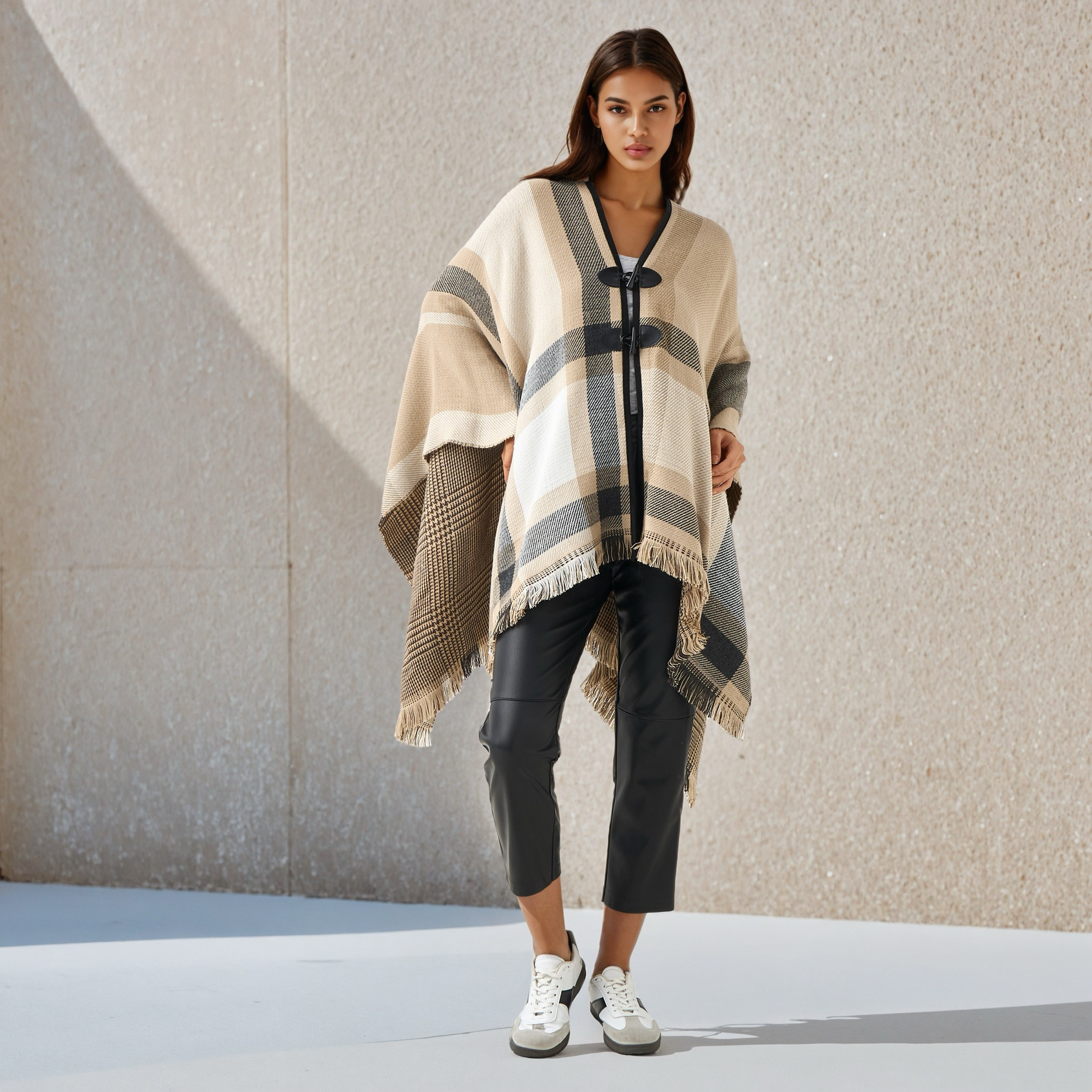 بونشو أكريليك طويل غير متماثل قابل للارتداء على الوجهين من تو إكستريمز-women-winterwear-coatsandjackets-jackets-image-16