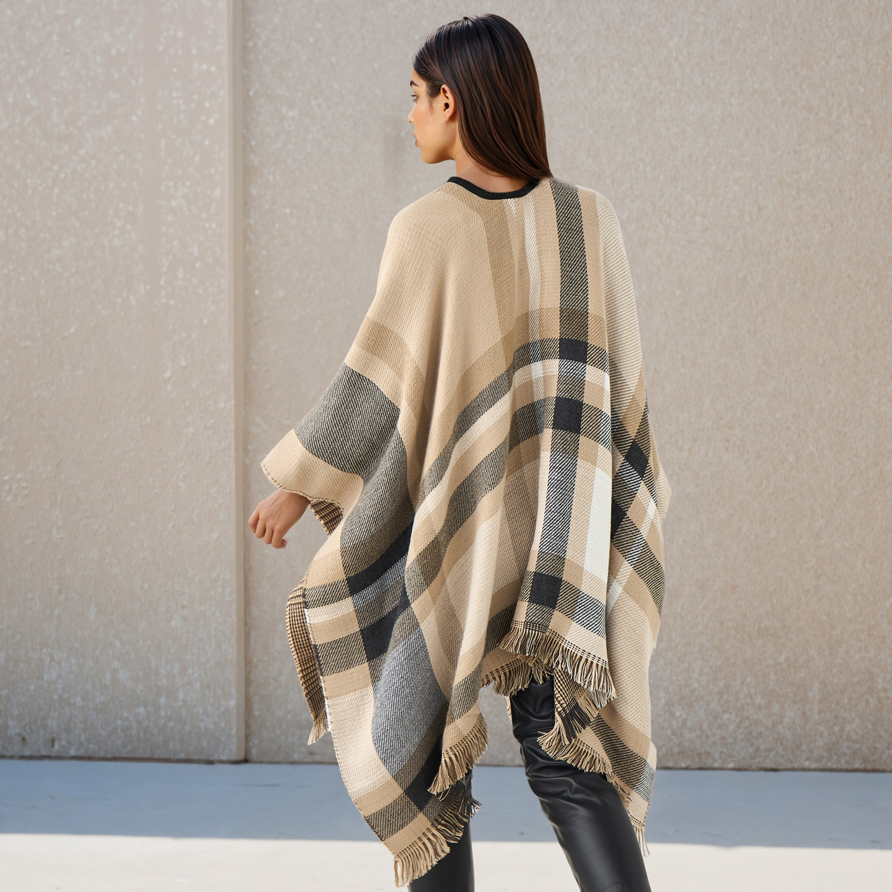 بونشو أكريليك طويل غير متماثل قابل للارتداء على الوجهين من تو إكستريمز-women-winterwear-coatsandjackets-jackets-image-5