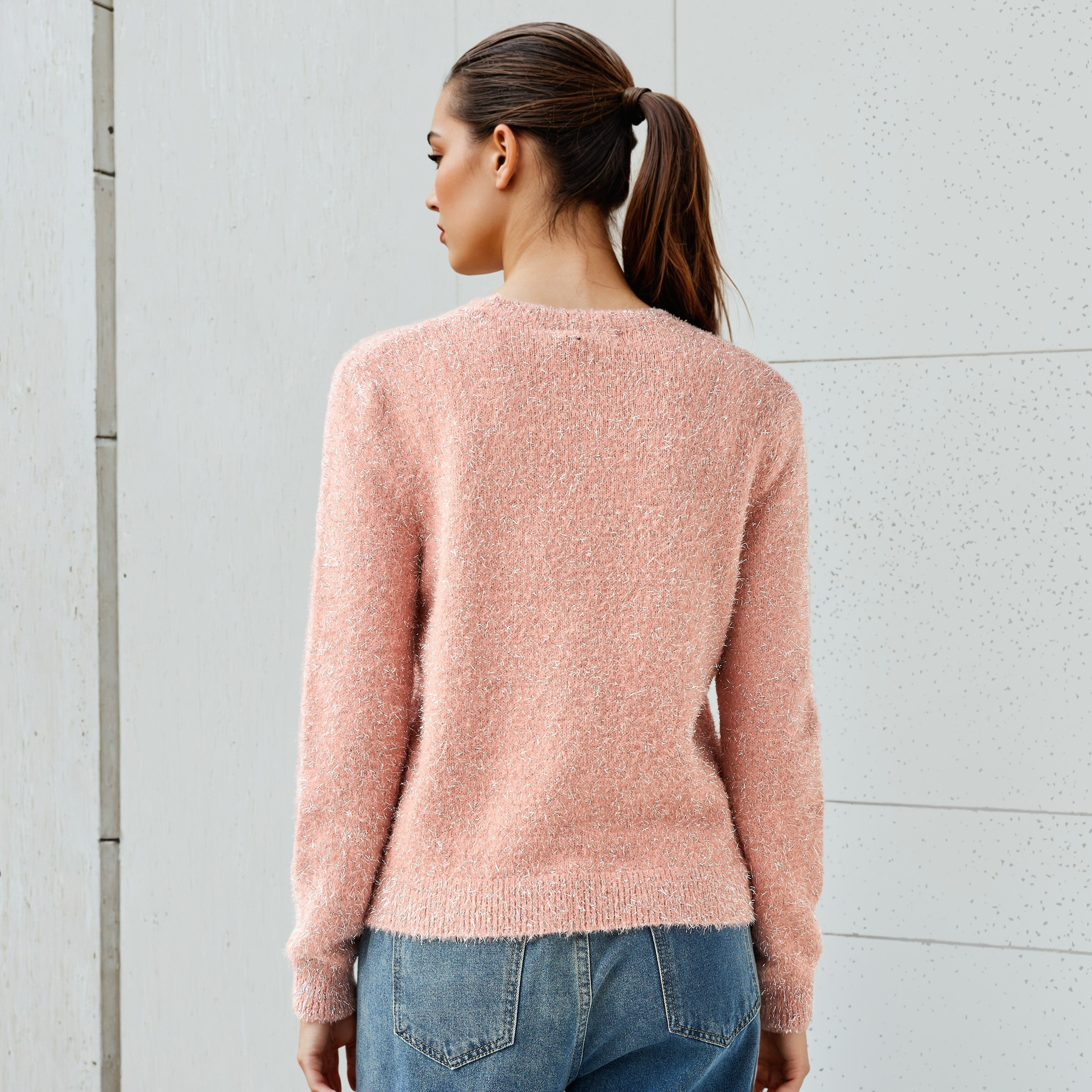 كنزة لوريكس مغطاة بالوبر مع أكمام طويلة من تو إكستريمز-women-clothing-cardigansandjumpers-jumpers-image-3