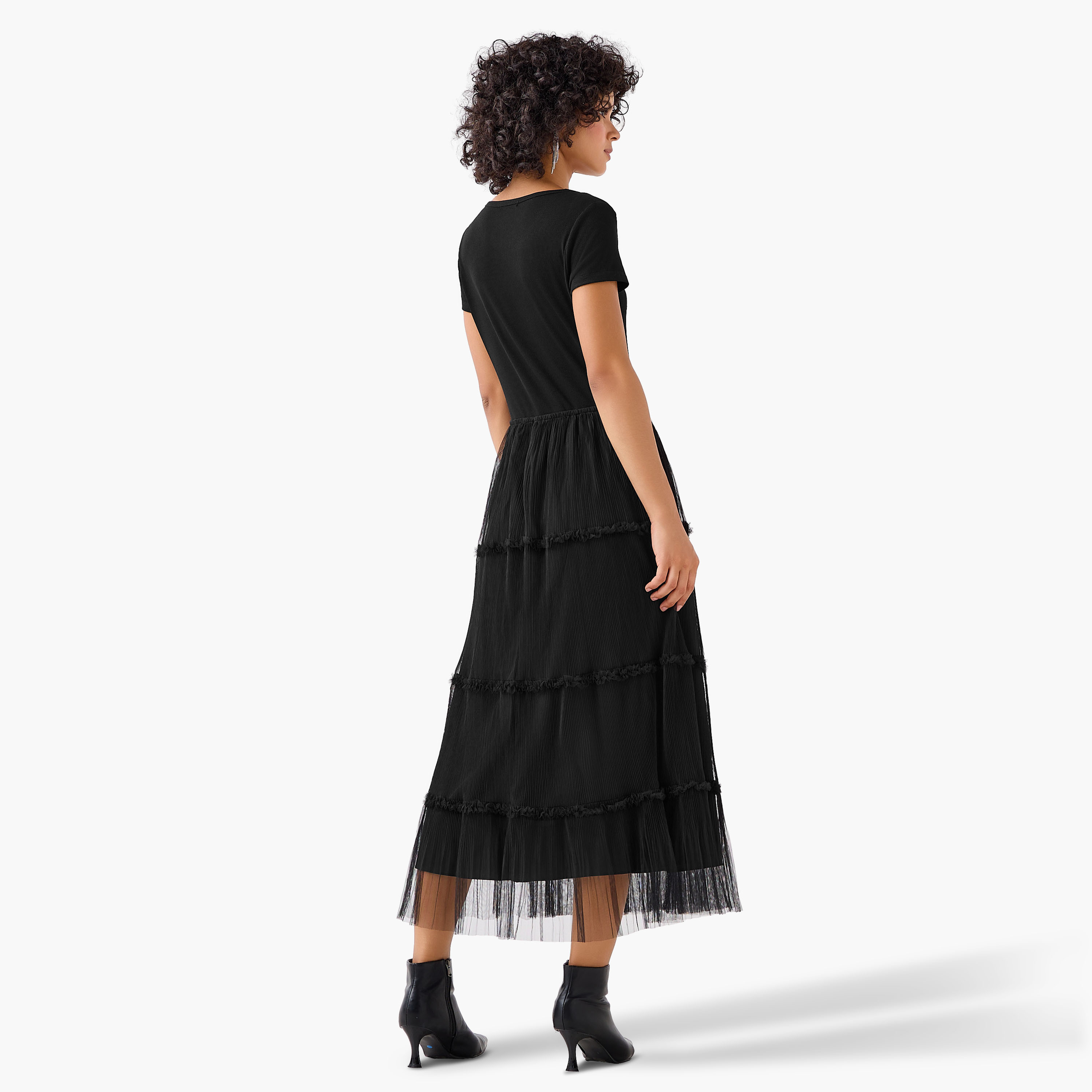 فستان ميدي بقصة إيه لاين وحافة بكشكش من تو إكستريمز-women-clothing-dresses-image-3