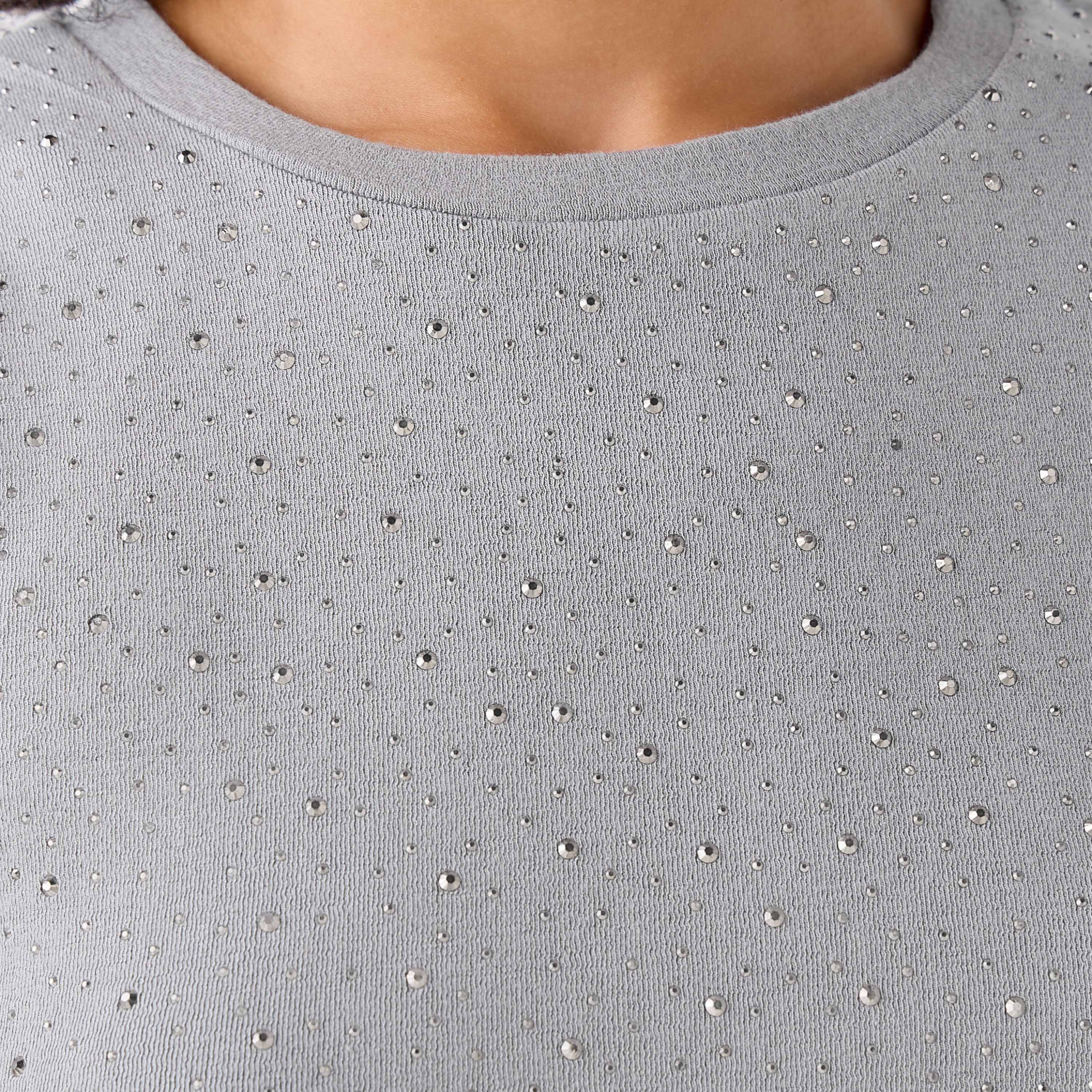 تيشيرت بقصة عادية وزينة من تو إكستريمز-women-clothing-tshirts-image-6