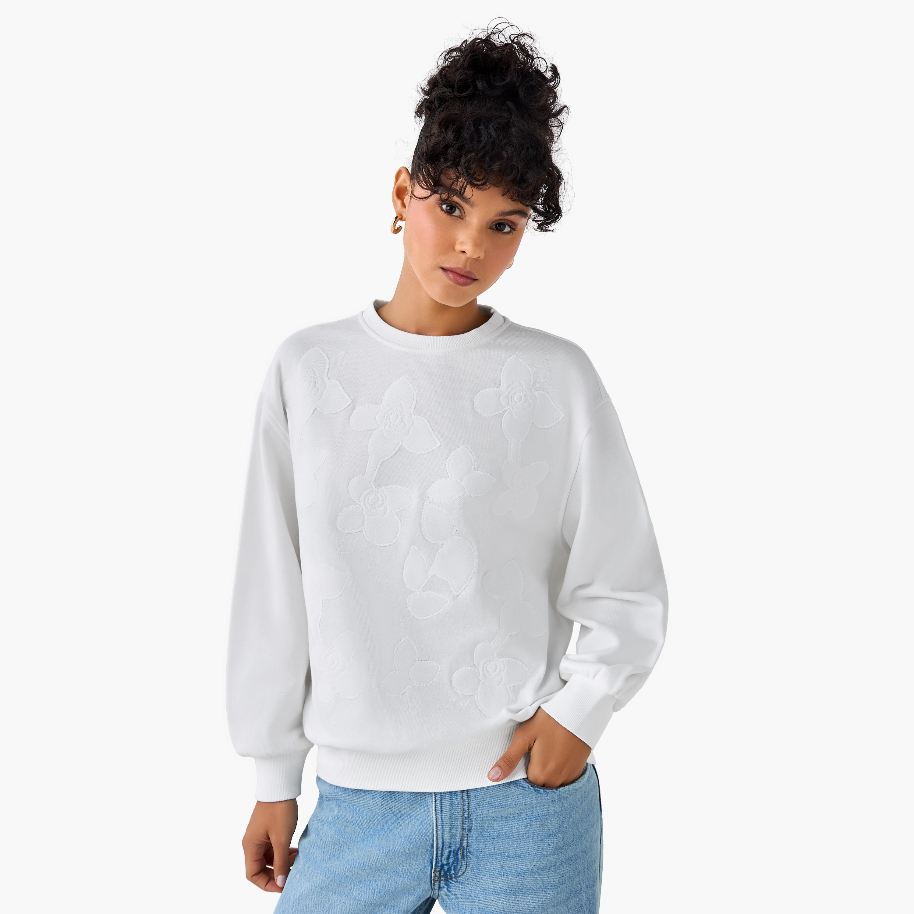 2Xtremz Regular Fit Sweatshirt with Embroidery-women-winterwear-hoodiesandsweatshirts-sweatshirts-image-1