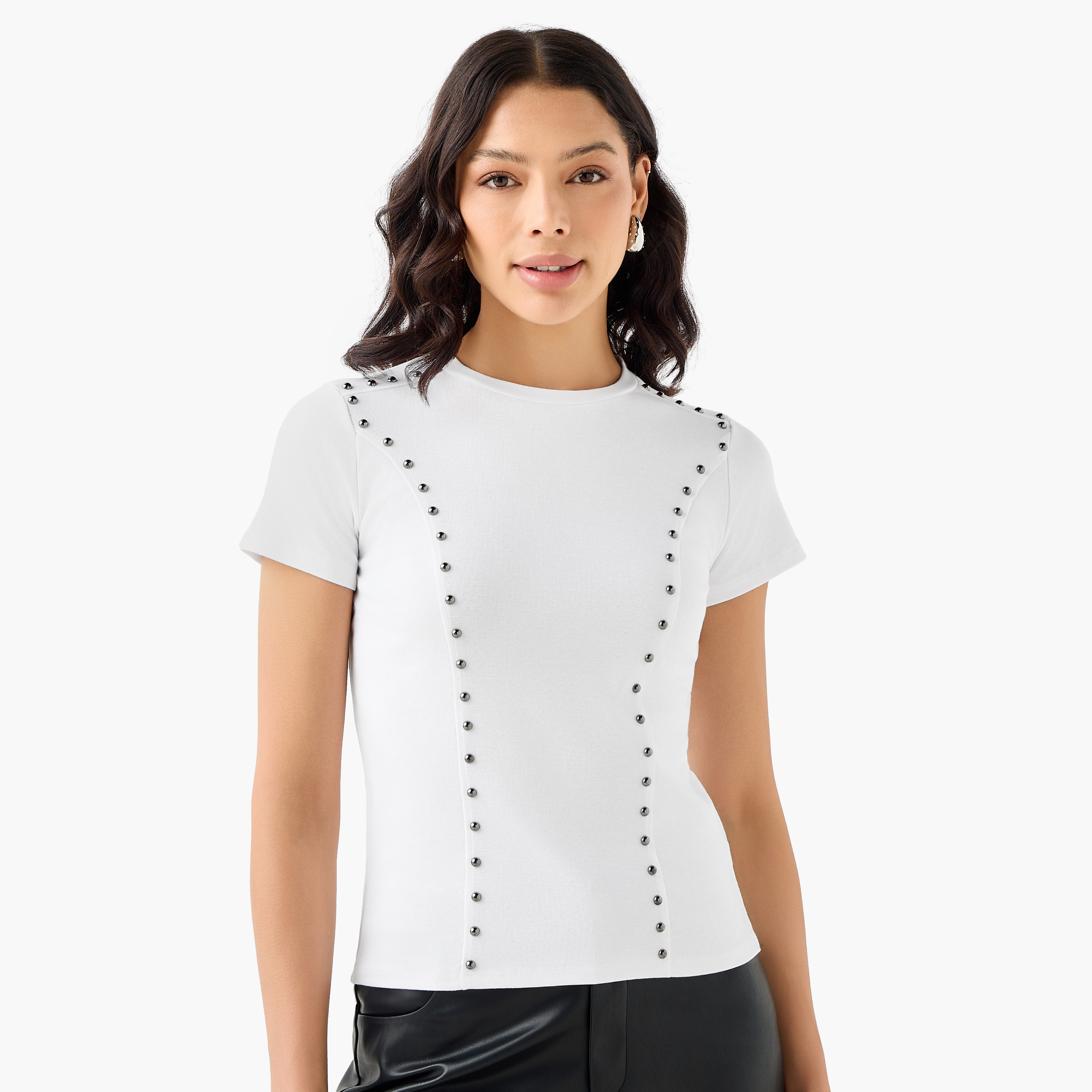 تيشيرت بتفاصيل مزيّنة من تو إكستريمز-women-clothing-tshirts-image-2