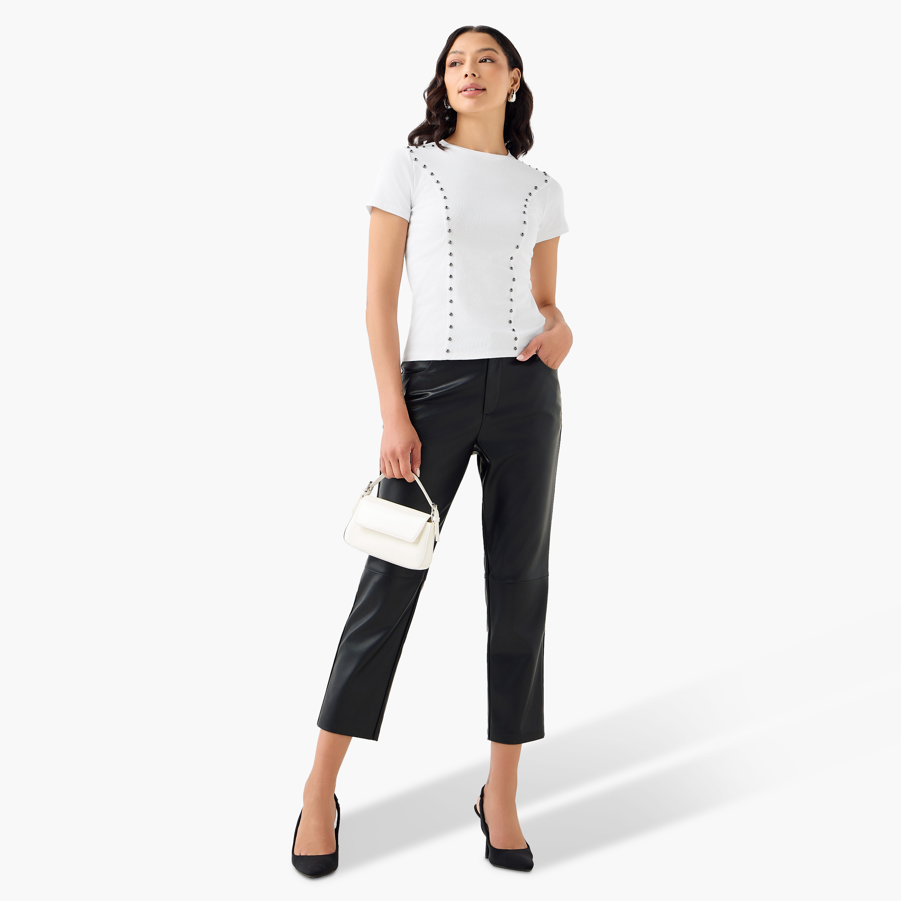 تيشيرت بتفاصيل مزيّنة من تو إكستريمز-women-clothing-tshirts-image-3