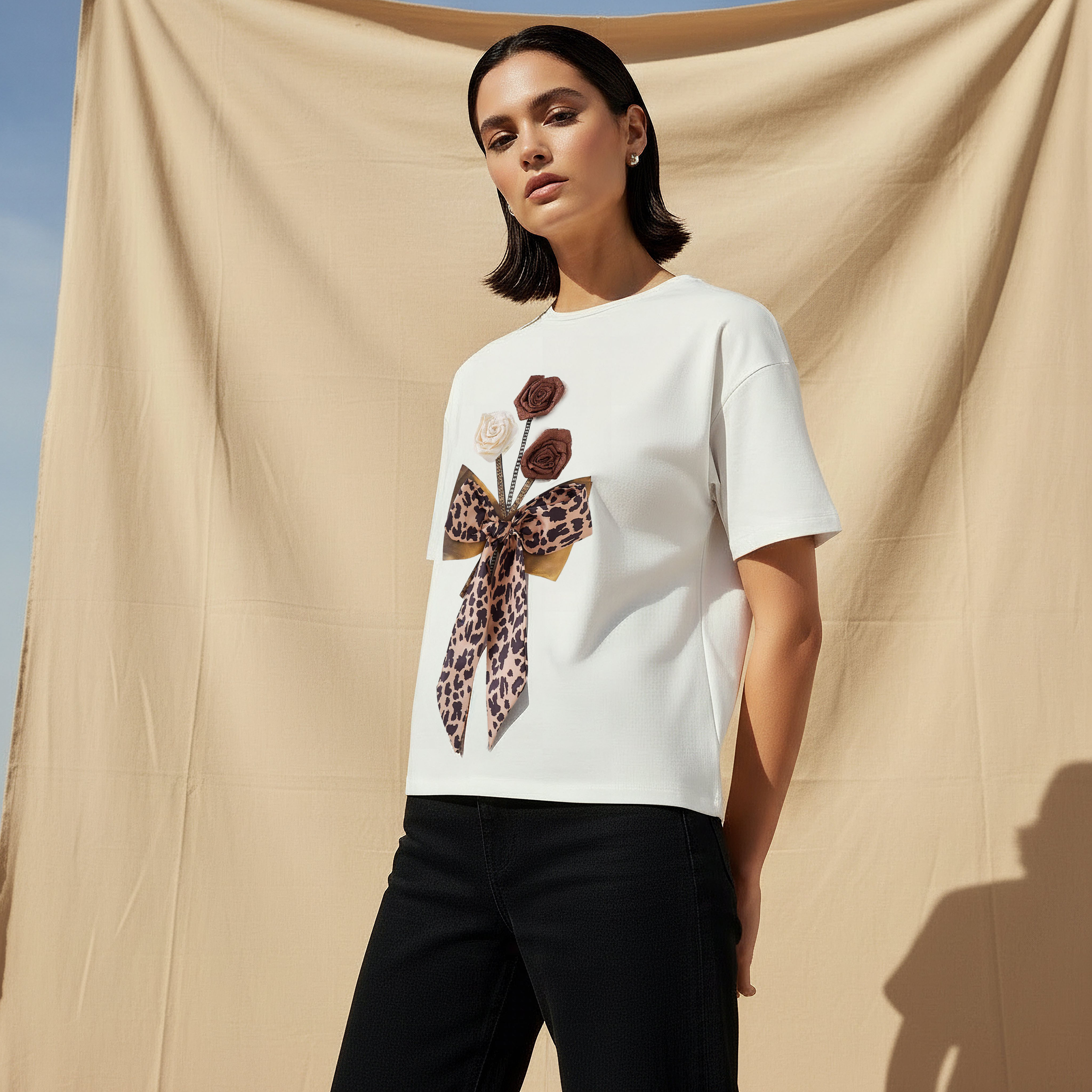 تيشيرت بتفاصيل مزينة من تو إكستريمز-women-clothing-tshirts-image-1