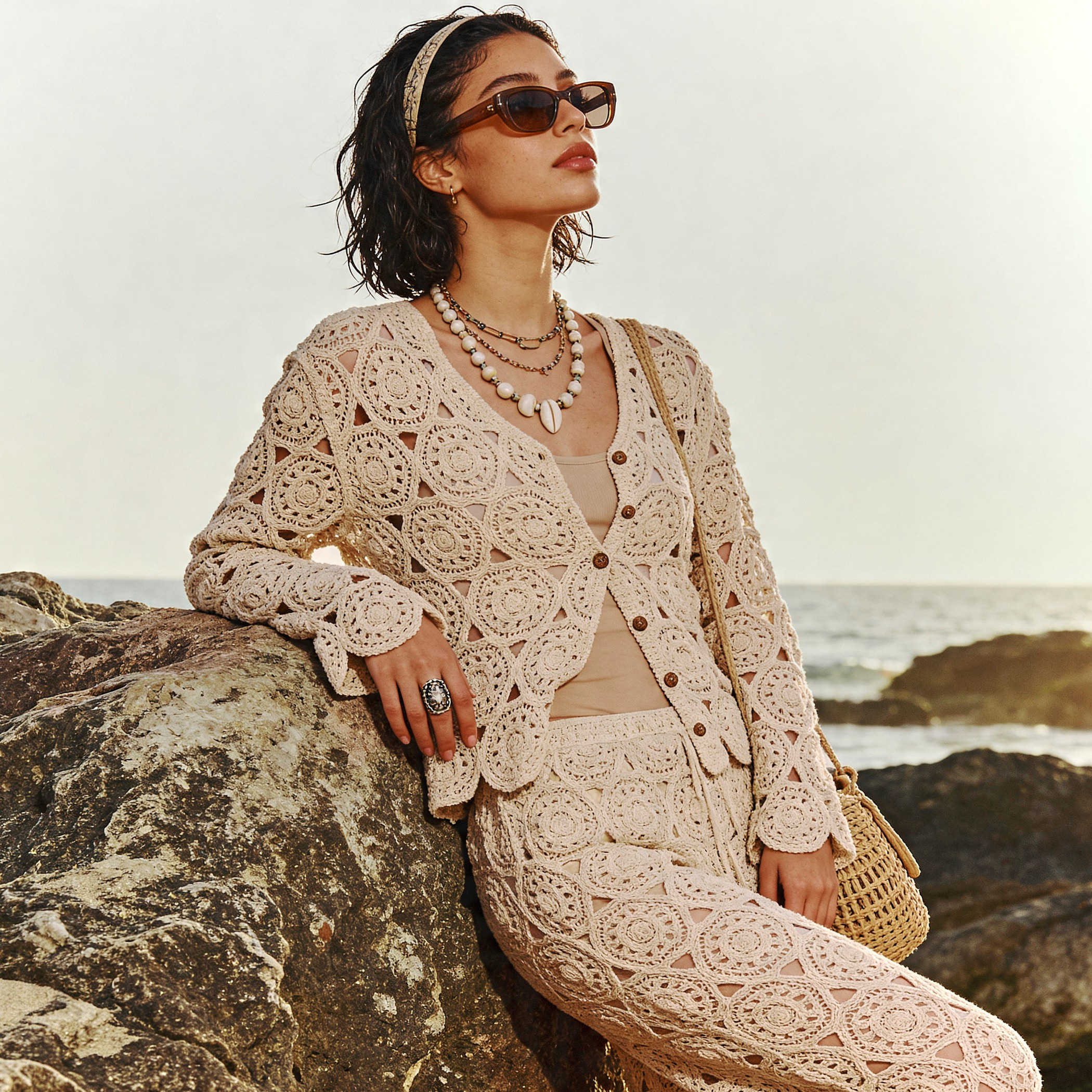 بلوزة كروشيه أنيقة بأزرار أمامية عصرية من توإكستريمز-women-clothing-shirtsandblouses-blouses-image-5