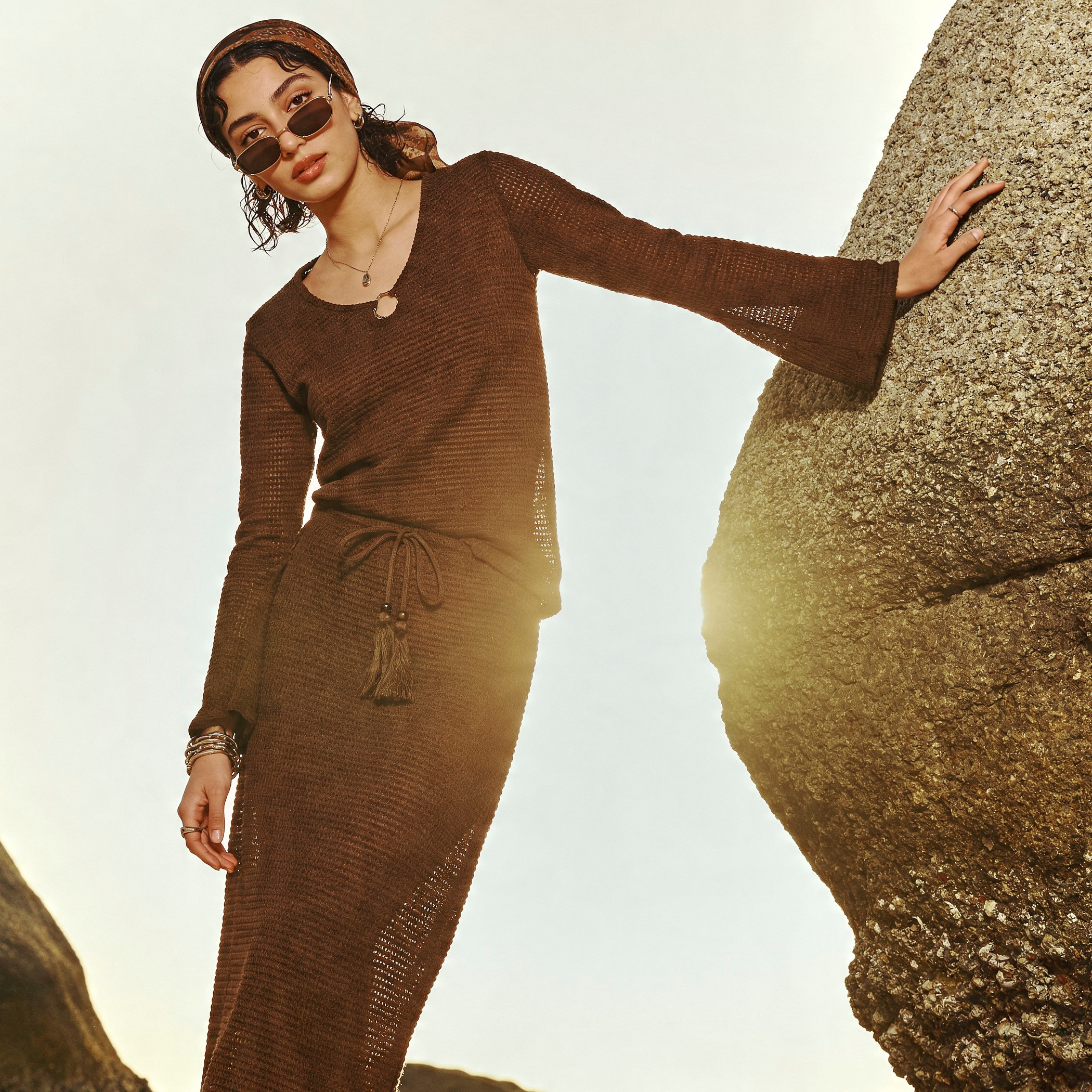 بلوزة بارزة الملمس بقصّة عادية من تو إكستريمز-women-clothing-shirtsandblouses-blouses-image-1