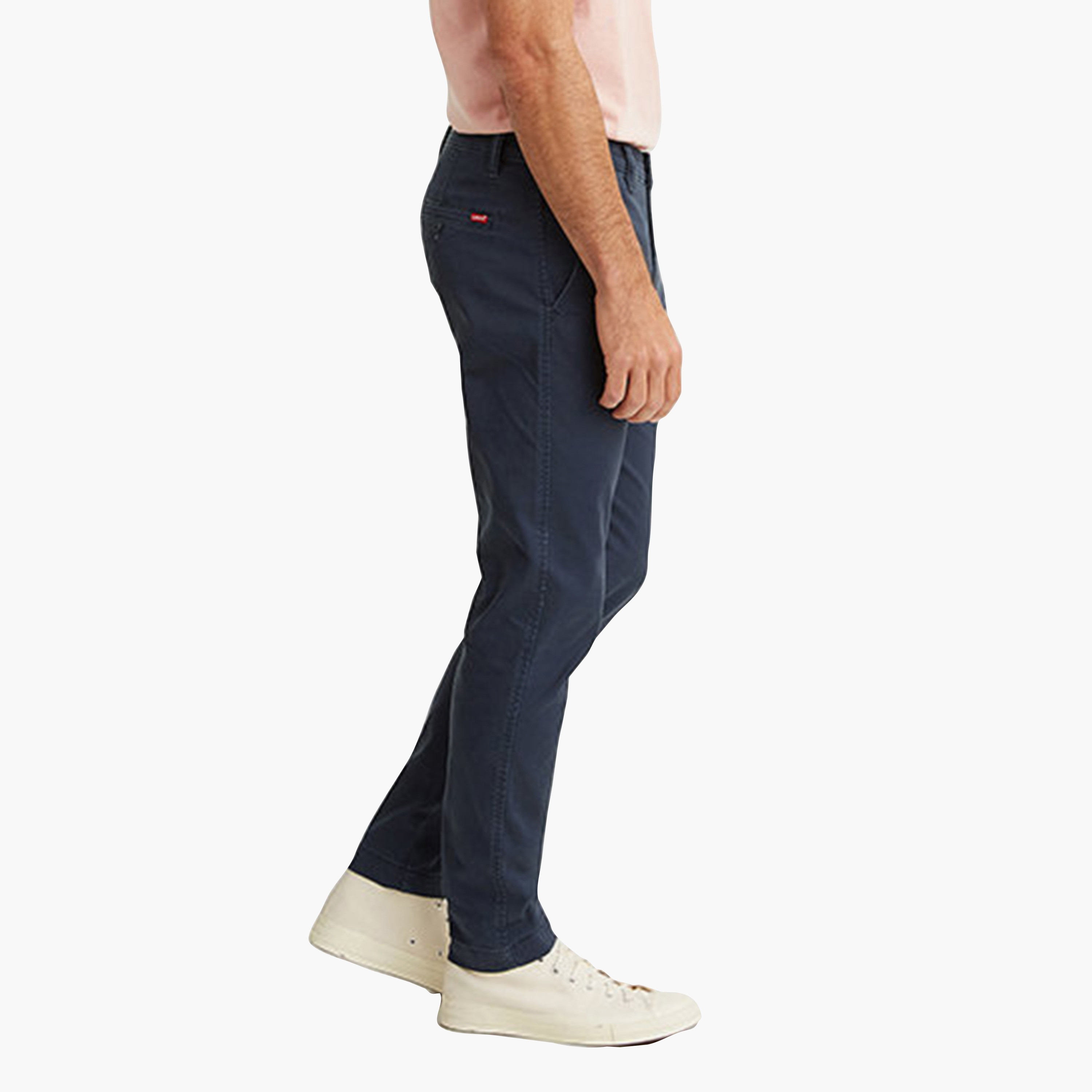 بنطال تشينو رجالي سادة بخصر متوسط وأزرار وسحاب من ليفايس-men-clothing-bottoms-trousersandchinos-chinos-image-2