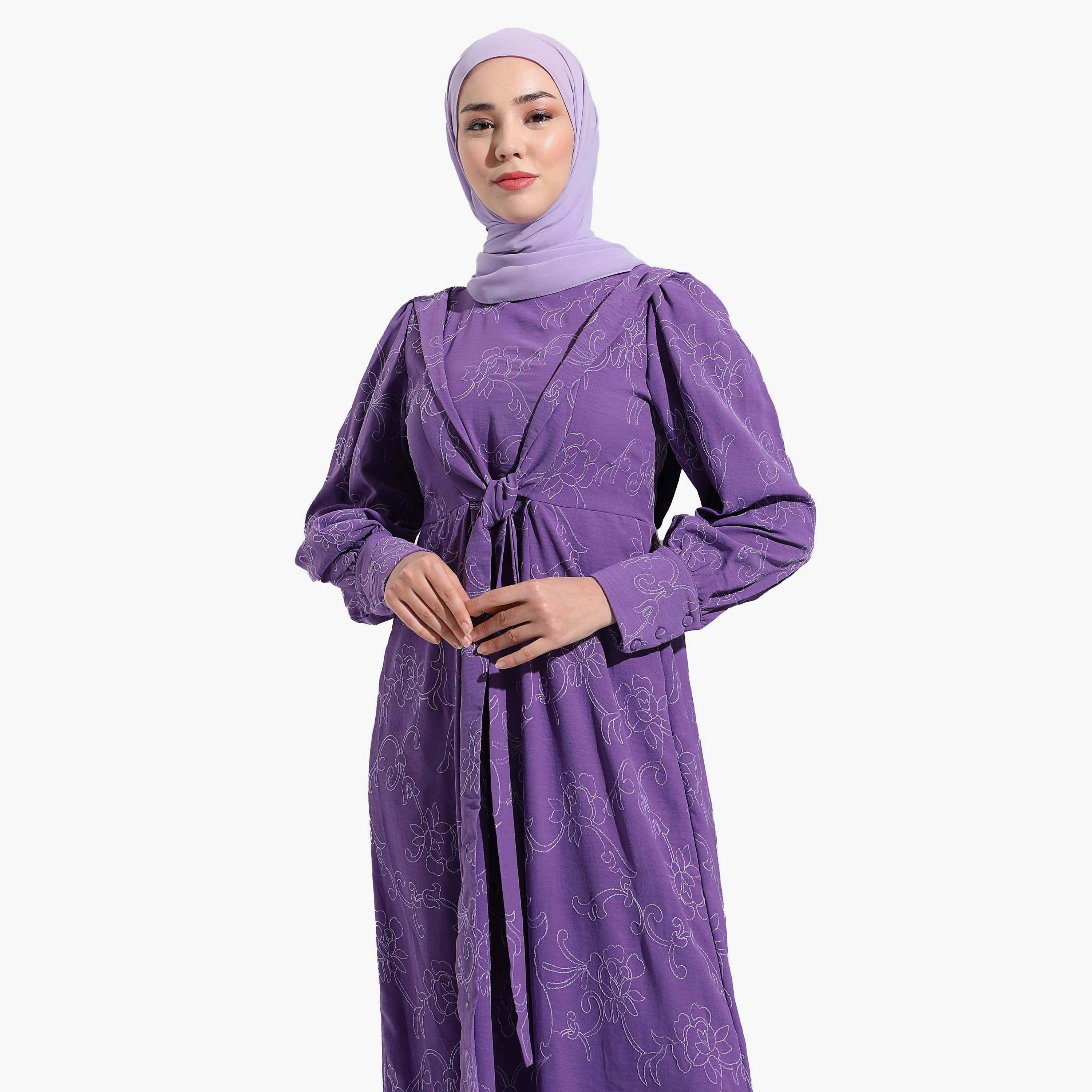 Modanisa Embroidered Crew Neck Tie Front Modest Dress-women-clothing-dresses-image-3