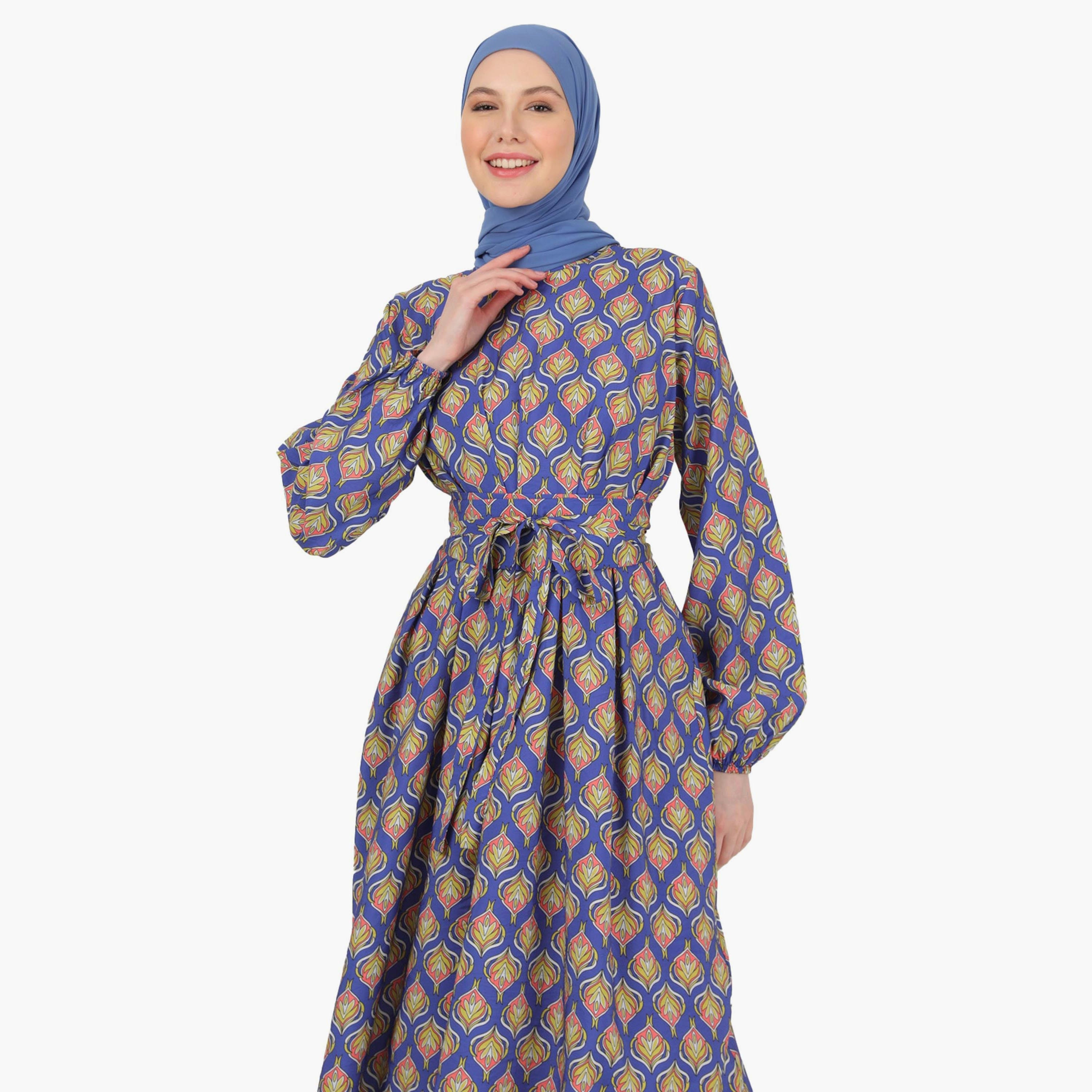 Modanisa Printed Crew Neck Tie Belt Pleated Modest Dress-women-clothing-dresses-image-3