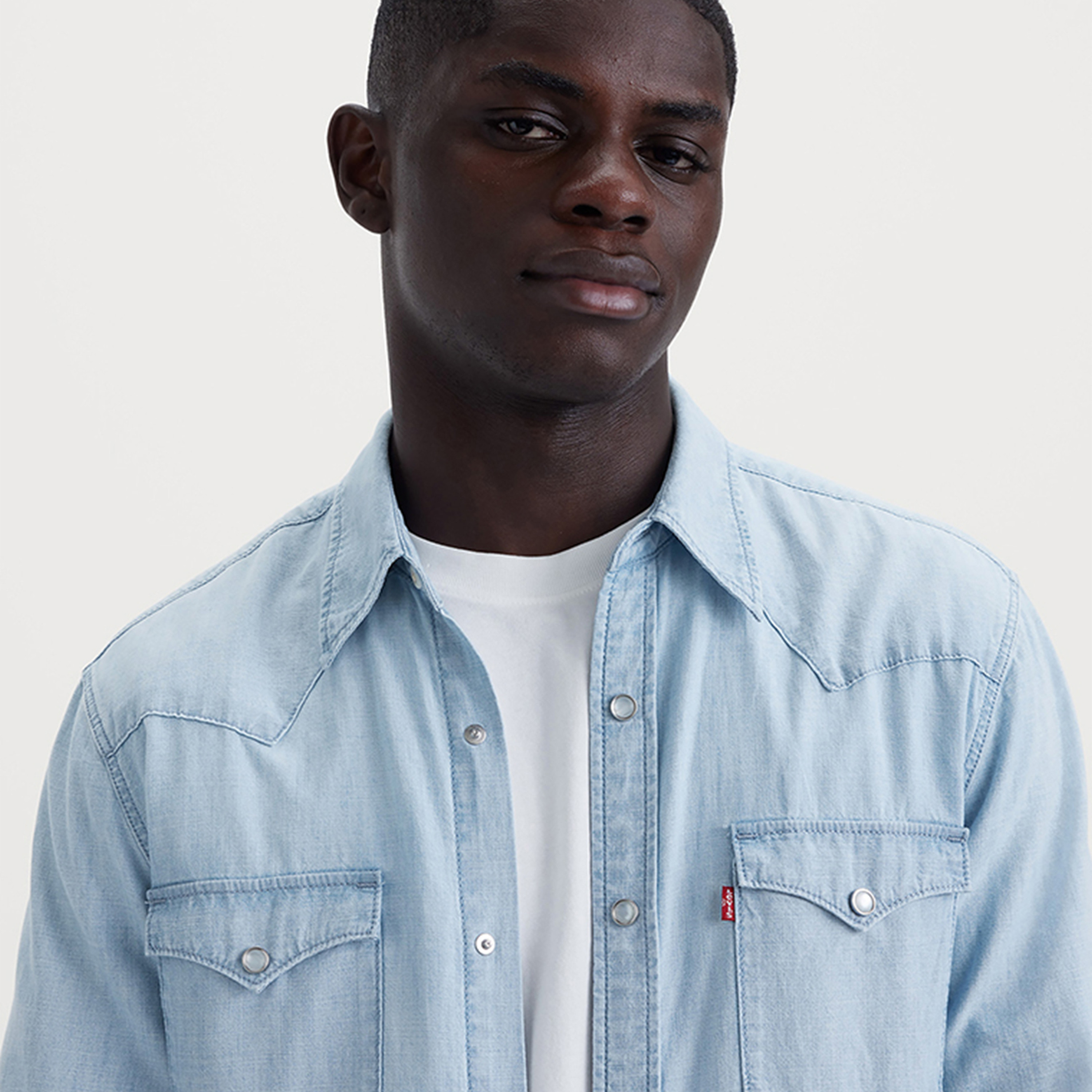 Levi's Men's Buttoned Pointed Collar Long Sleeves Dress Shirt-men-clothing-shirts-image-4