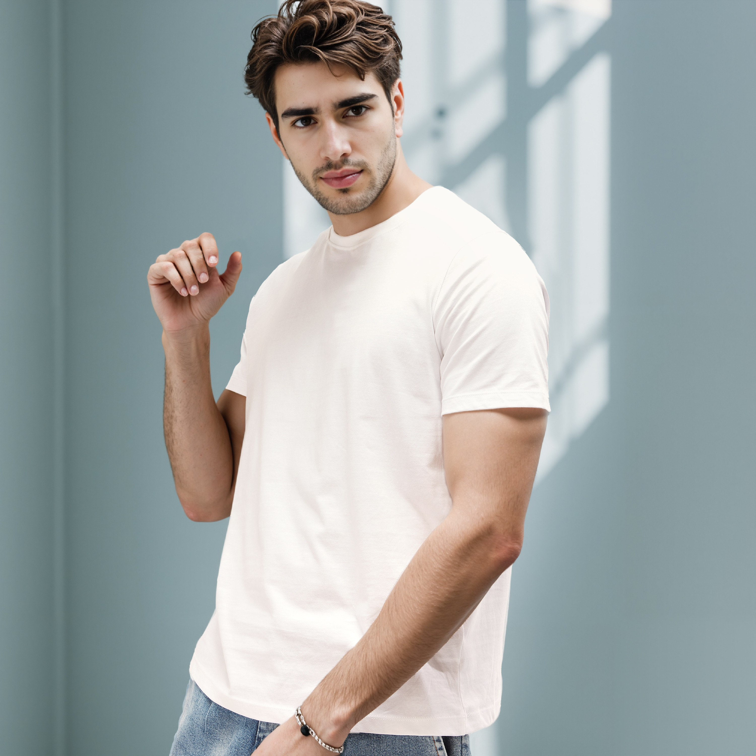 Plain Regular Fit Crew Neck T-shirt with Short Sleeves-men-clothing-tshirtsandpolos-tshirts-image-1