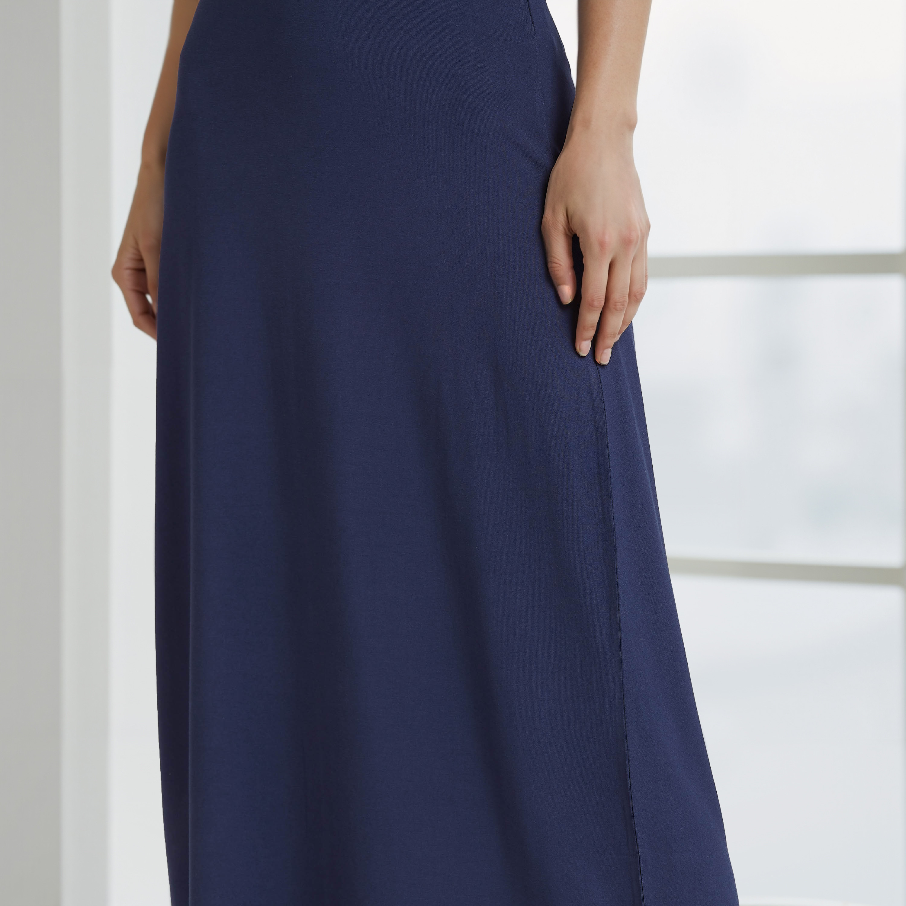 تنورة طويلة إيه لاين بخصر مطّاطي-women-clothing-bottoms-skirts-image-4