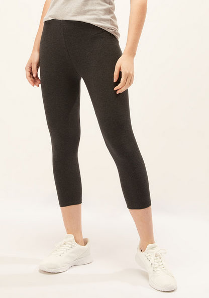 Solid Cropped Leggings with Elasticised Waistband-Leggings-image-0