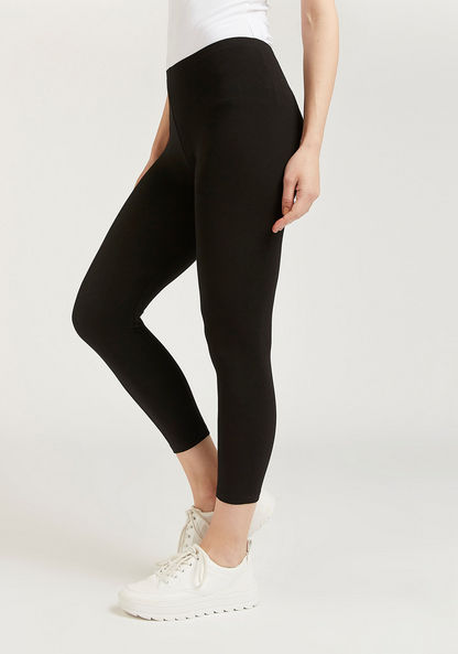 Skinny Fit Solid 3/4 Leggings with Elasticised Waistband-Leggings and Jeggings-image-0