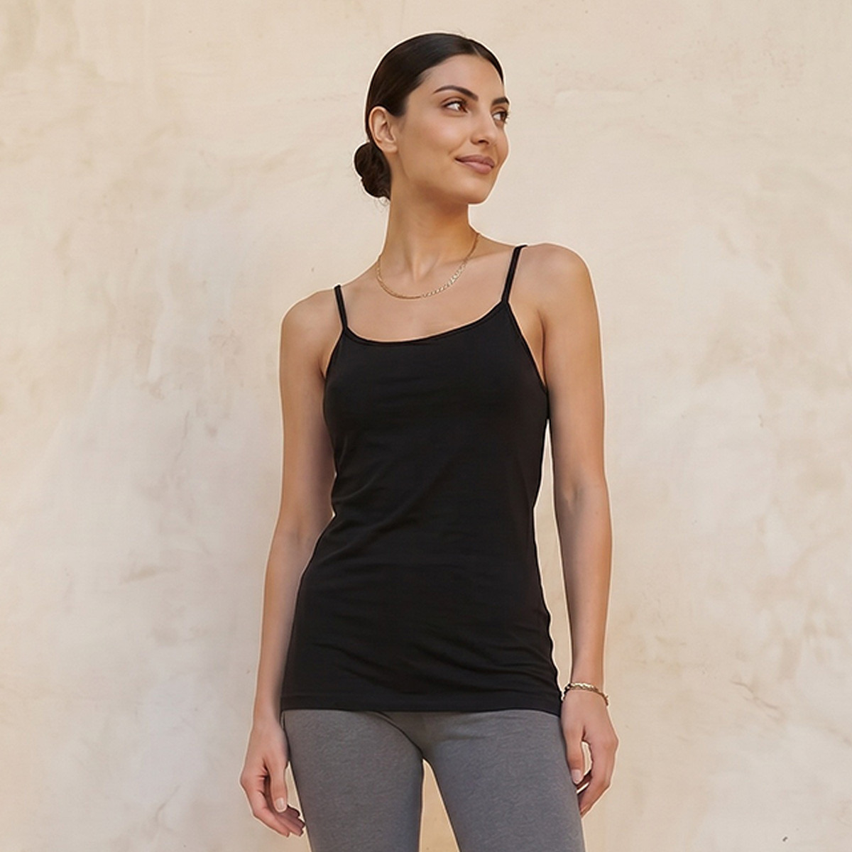 بلوزة كامي قطن مضاد للبكتيريا بقصّة عادية من سبلاش بيزيكس-women-clothing-tshirts-image-1