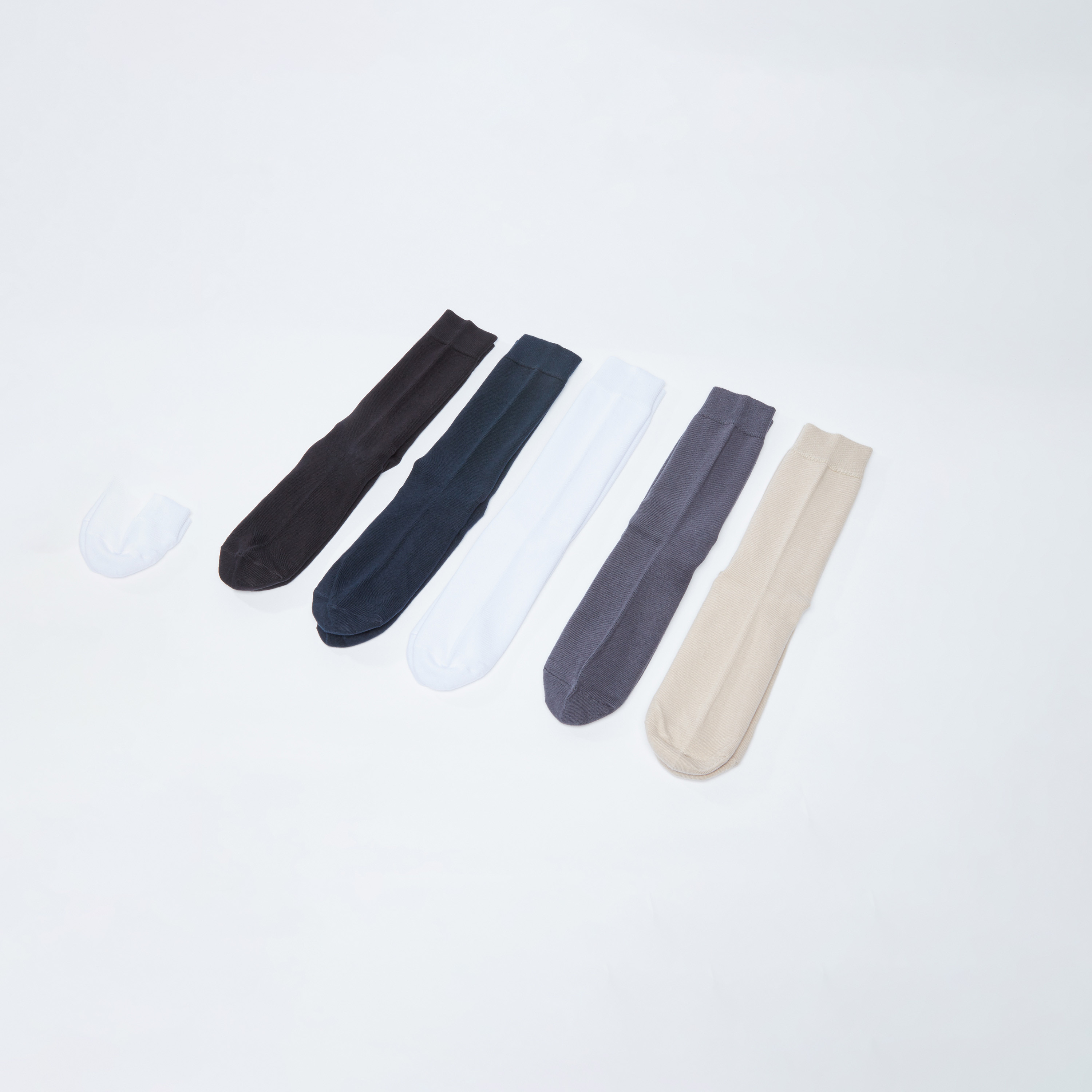 جوارب بطول متوسط - طقم من 5 أزواج-men-socks-image-1