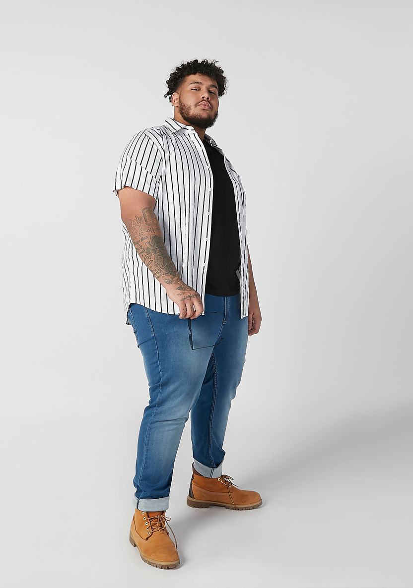 Plus Size Solid T-shirt with Round Neck and Short Sleeves-T Shirts-image-1