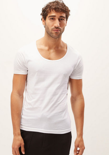Plain Vest with Scoop Neck and Short Sleeves