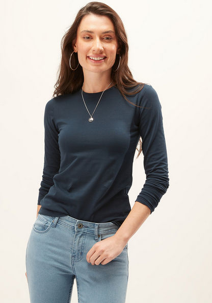Plain T-shirt with Round Neck and Long Sleeves