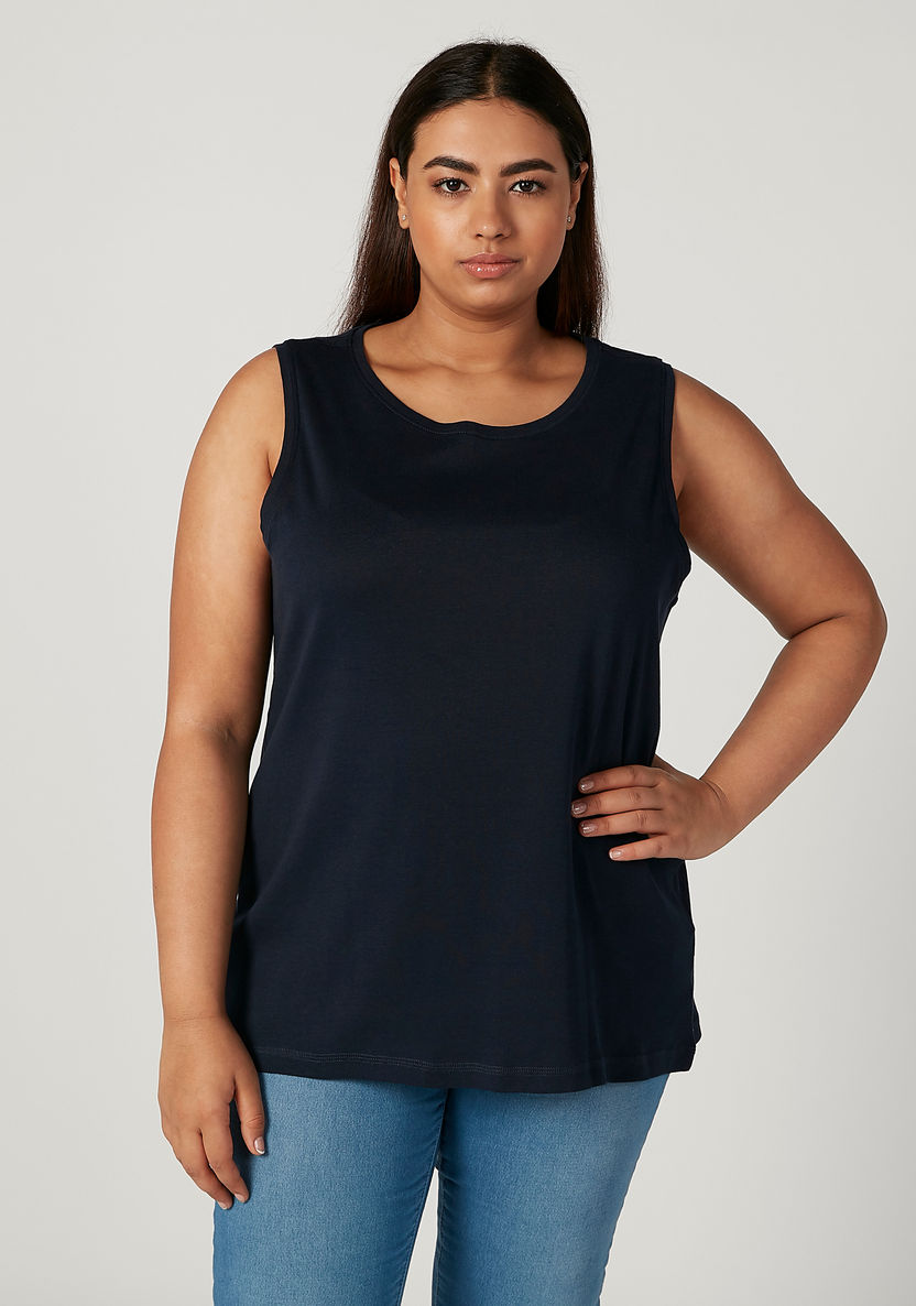 Plus Size Plain Sleeveless T-shirt with Round Neck-T Shirts-image-0