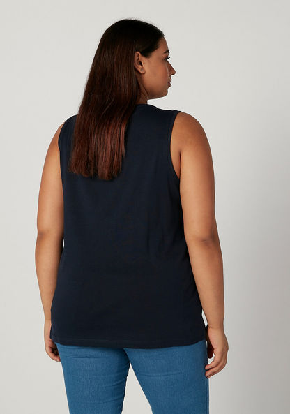 Plain Sleeveless T-shirt with Round Neck