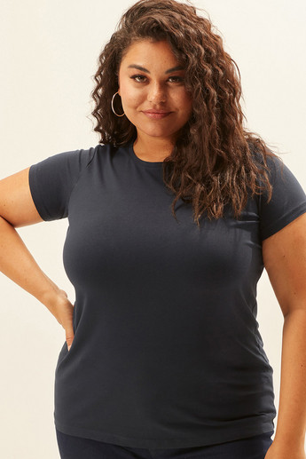 Plain Top with Round Neck and Short Sleeves