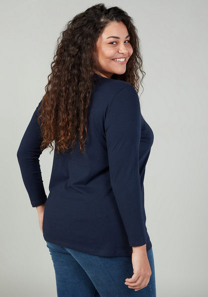 Plain Top with V-neck and Long Sleeves