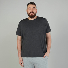 Plain T-shirt with Round Neck and Short Sleeves