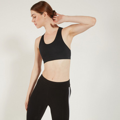Textured Seamless Sports Bra with Racerback