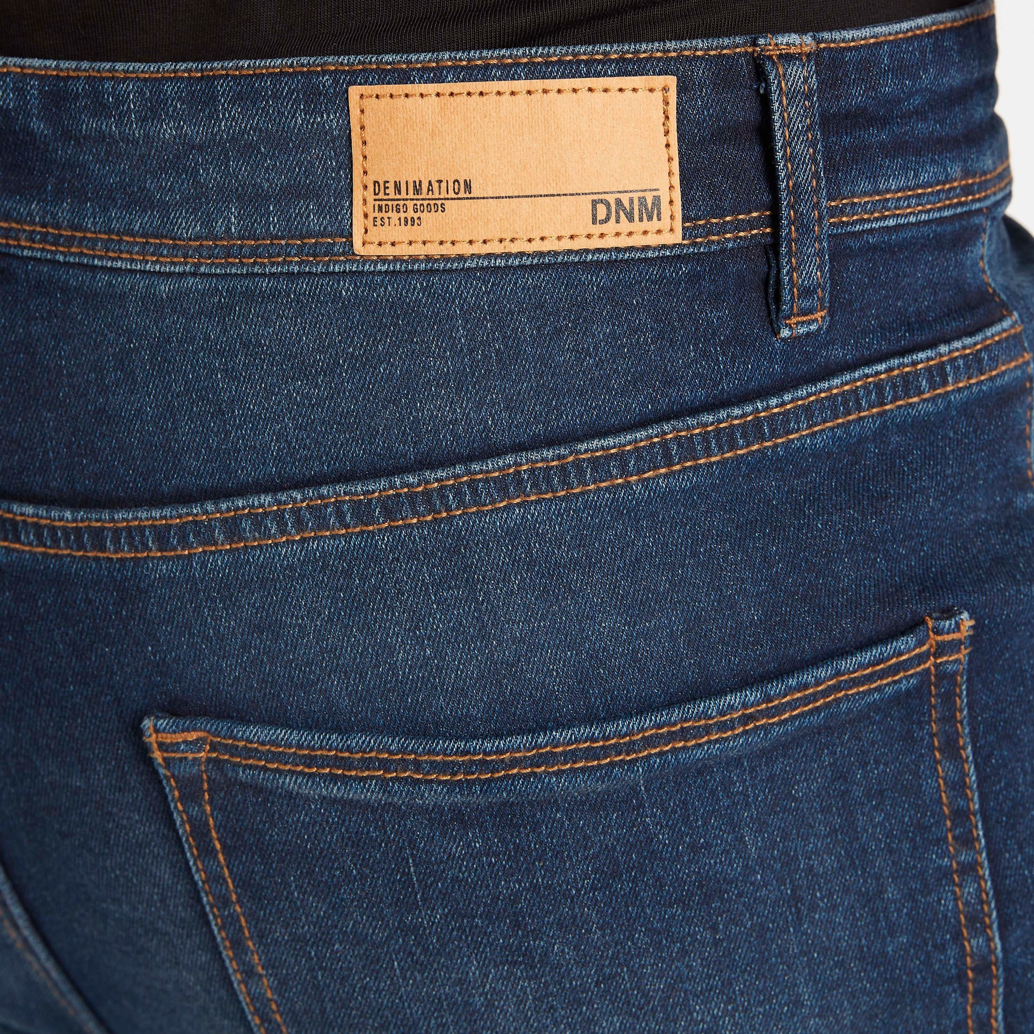 Solid Carrot Fit Jeans with Pockets and Button Closure-men-clothing-bottoms-jeans-image-5