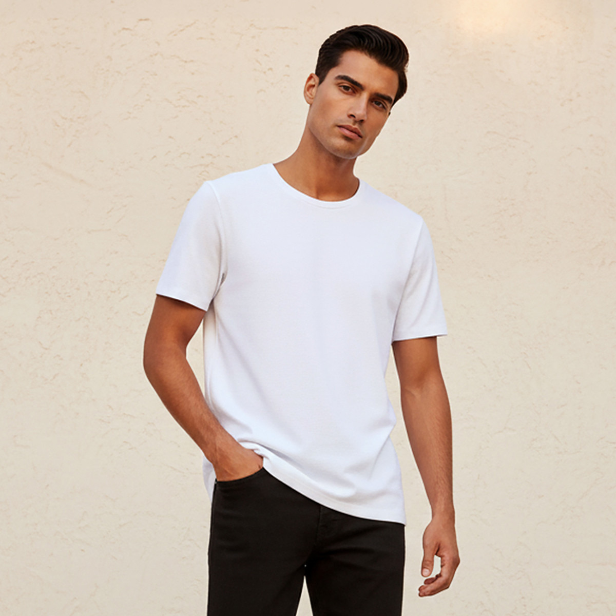 Iconic Slim Fit Textured Crew Neck T-shirt with Short Sleeves-men-clothing-tshirtsandpolos-tshirts-image-1