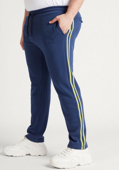 Plus Size Solid Joggers with Drawstring Closure and Pockets-Joggers-image-0