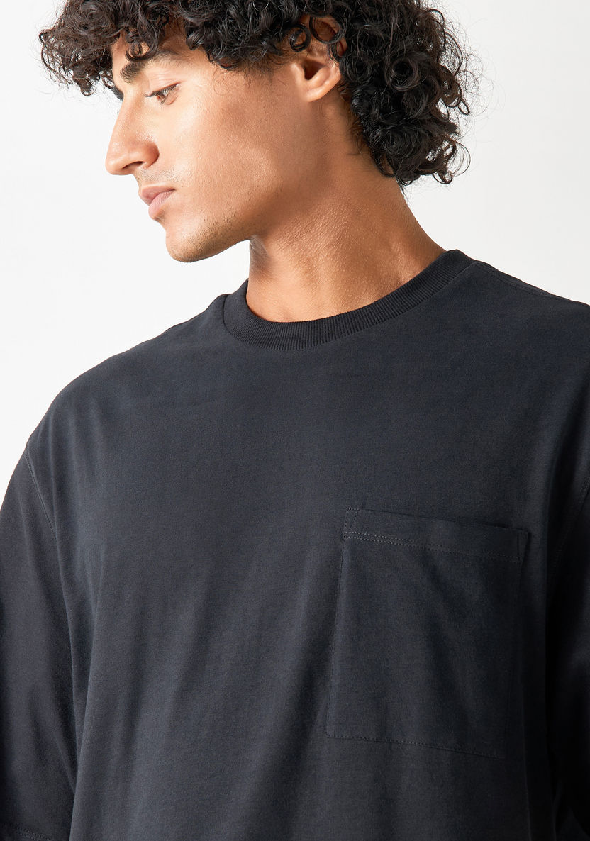 Lee Cooper Solid Crew Neck T-shirt with Chest Pocket-T Shirts-image-3