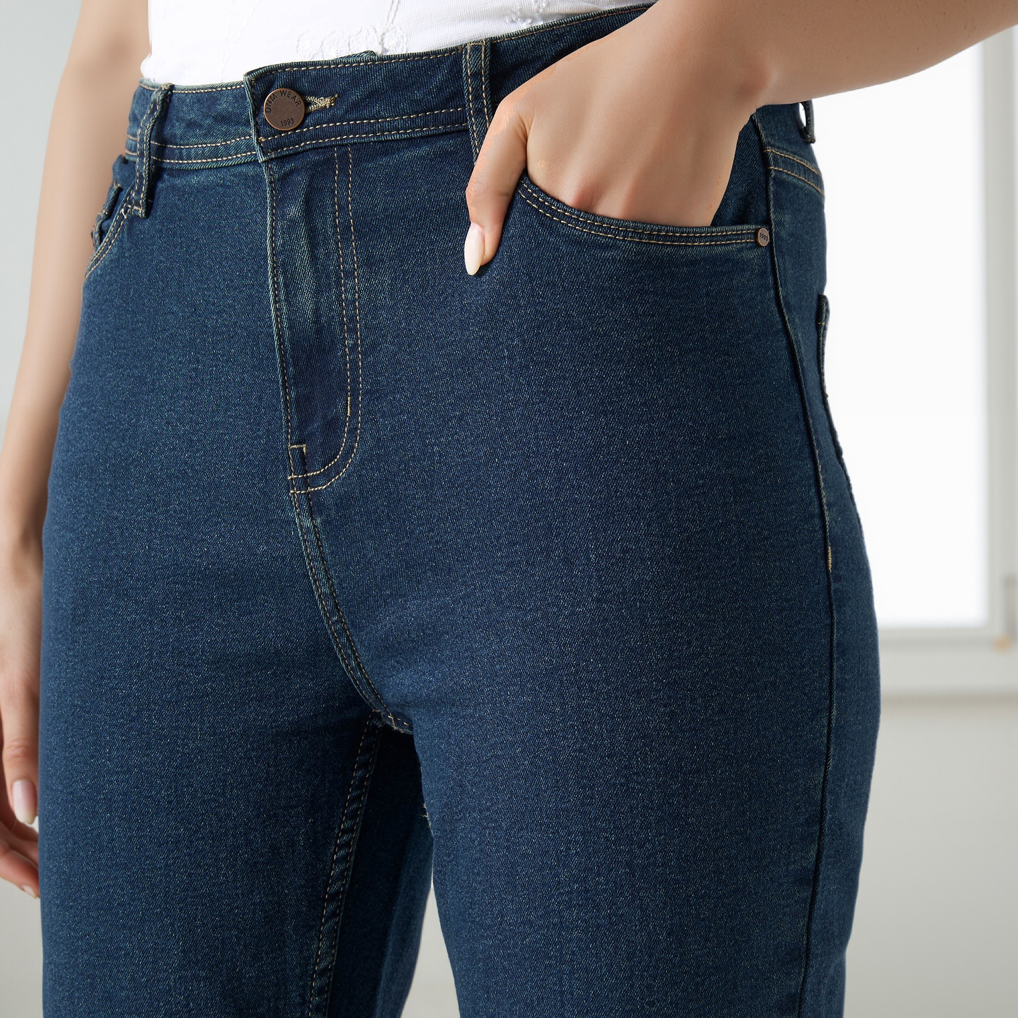 Skinny Fit Jeans with Pockets-women-clothing-bottoms-jeans-image-4
