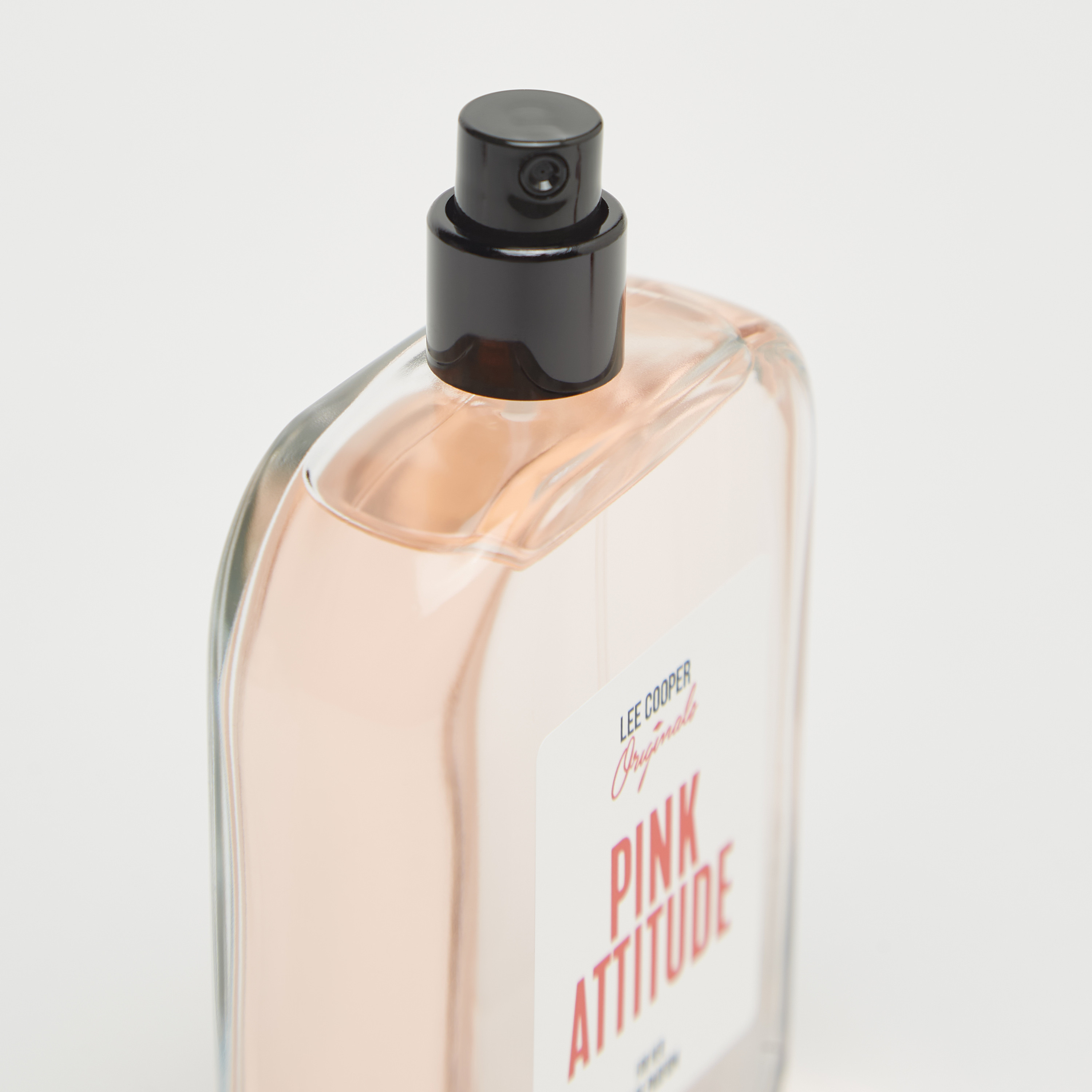 عطر أو دو بارفان بينك أتيتيود من لي كوبر - 100 مل-beautyandpersonalcare-fragrance-women-image-4