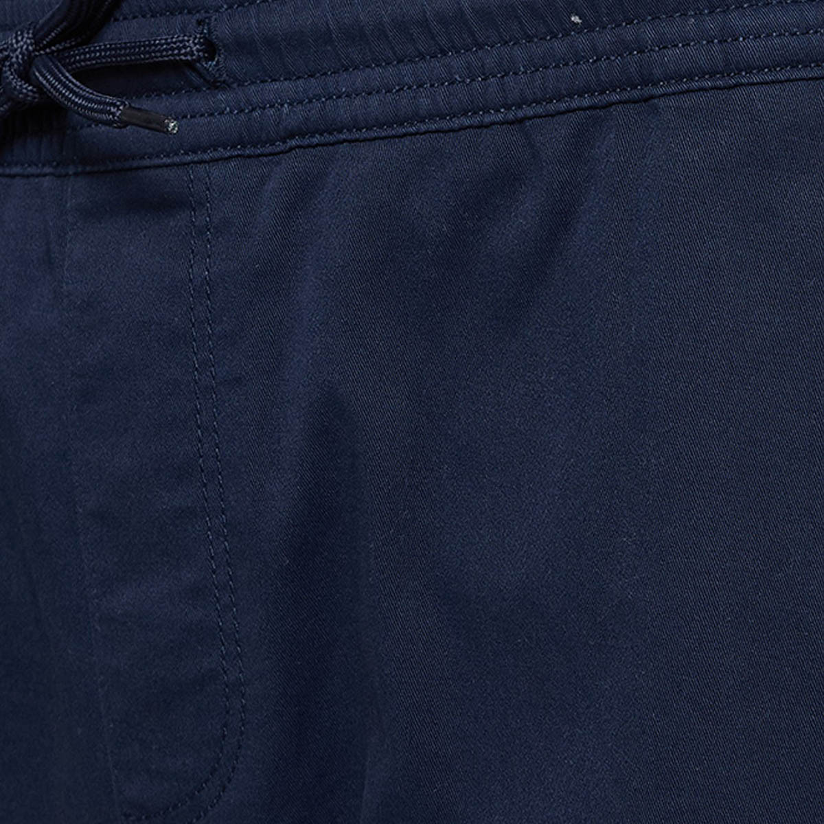 بنطلون رياضي بقصّة سليم للرجال-men-clothing-bottoms-joggers-image-2
