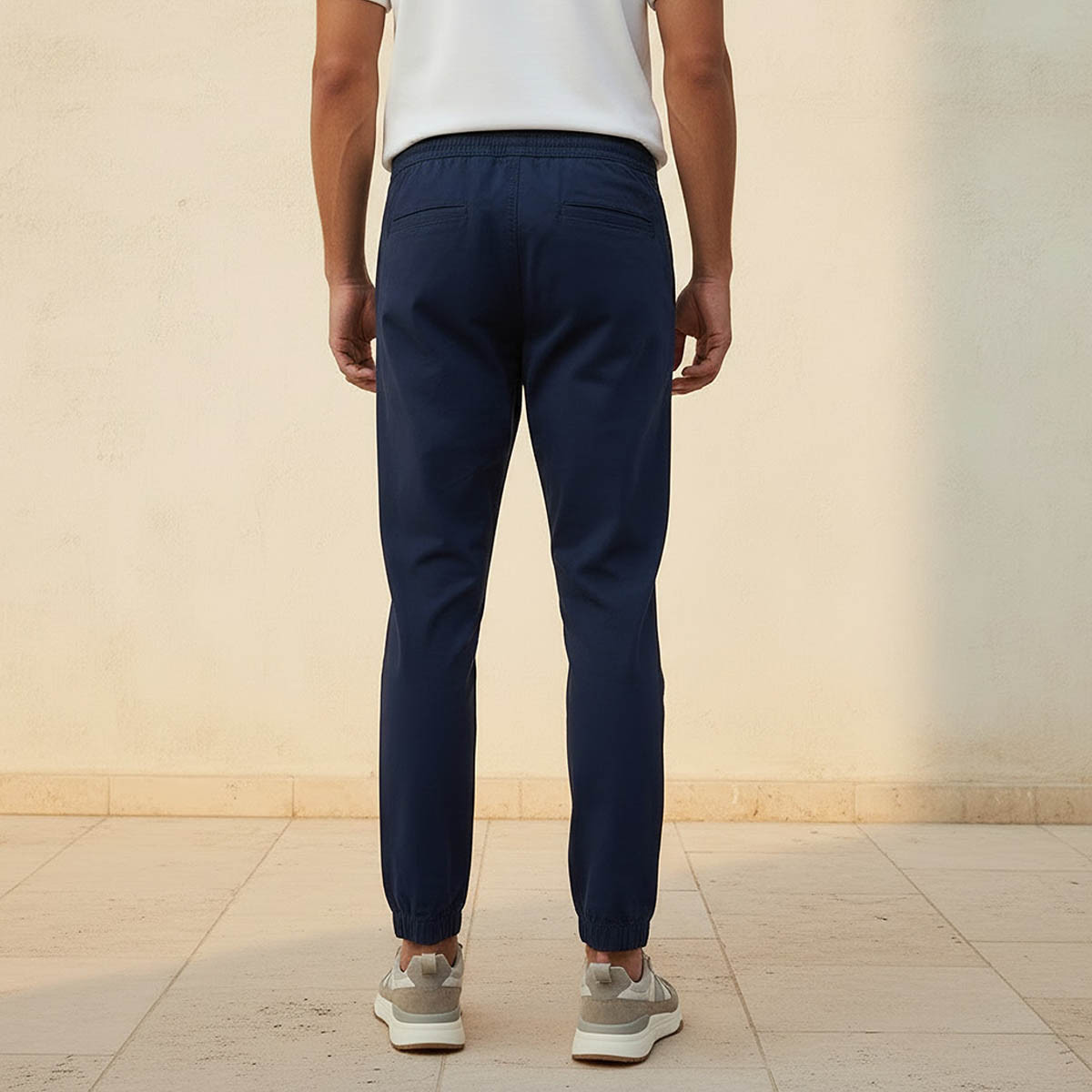 بنطلون رياضي بقصّة سليم للرجال-men-clothing-bottoms-joggers-image-4
