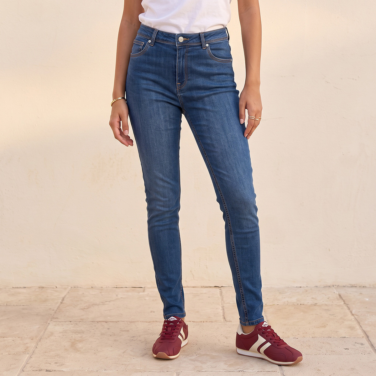 بنطلون جينز بخصر مرتفع من سبلاش-women-clothing-bottoms-jeans-image-1
