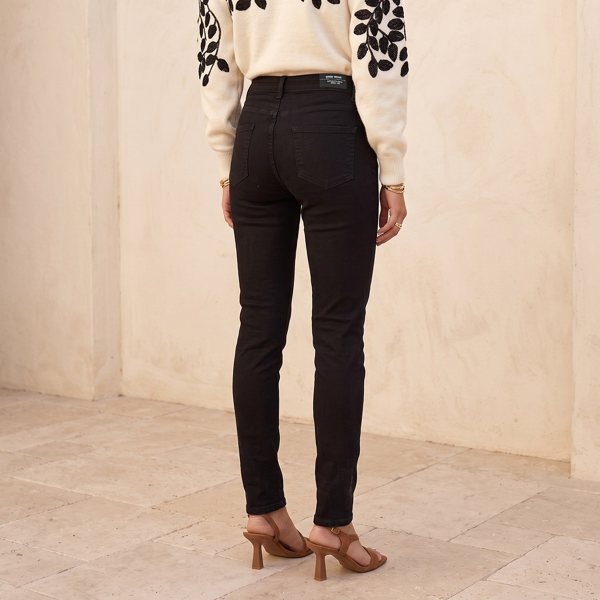 بنطلون جينز بخصر مرتفع من سبلاش-women-clothing-bottoms-jeans-image-3