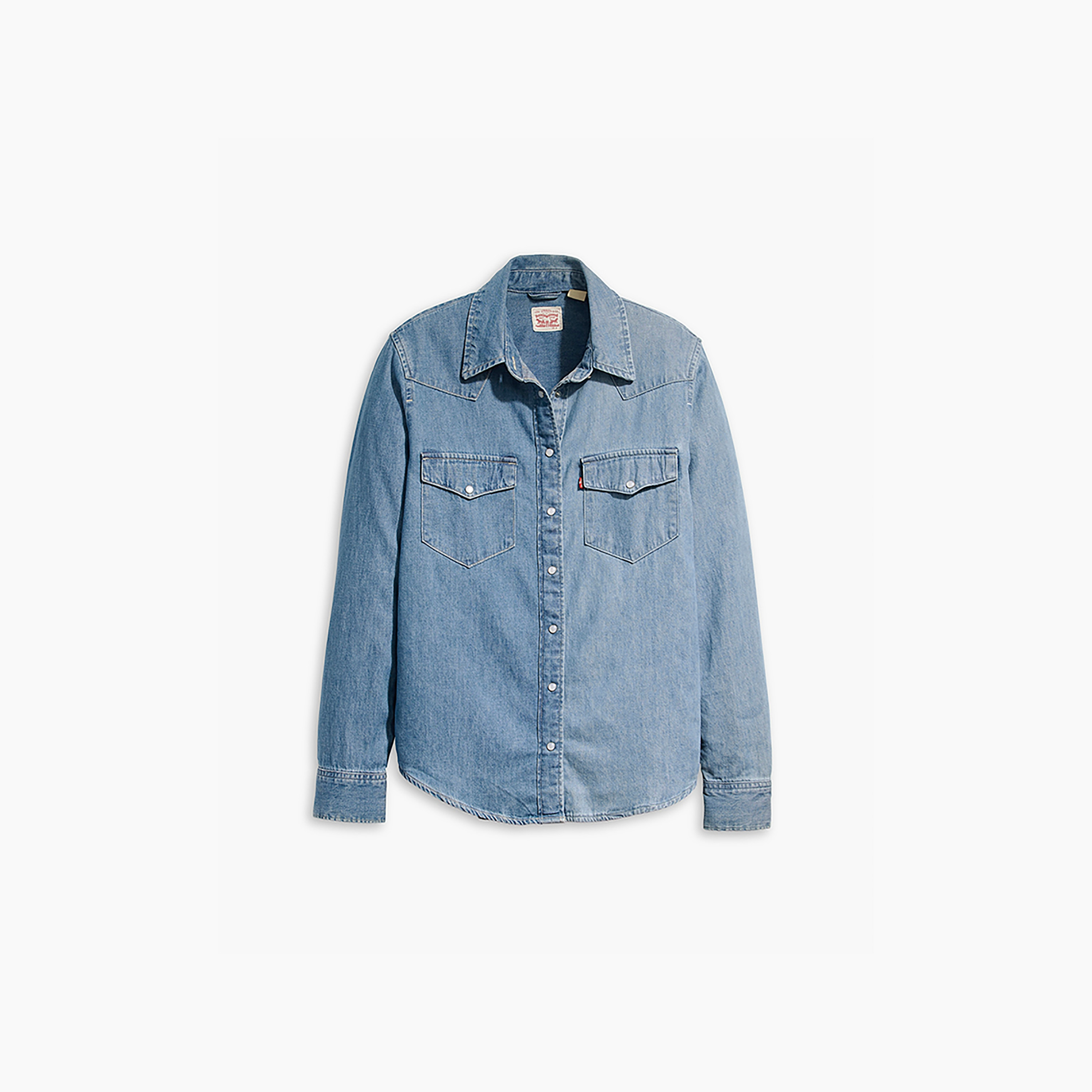 قميص كاجوال دينم بأكمام طويلة ذو ياقة مدببة سادة من ليفايز-women-clothing-shirtsandblouses-blouses-image-2