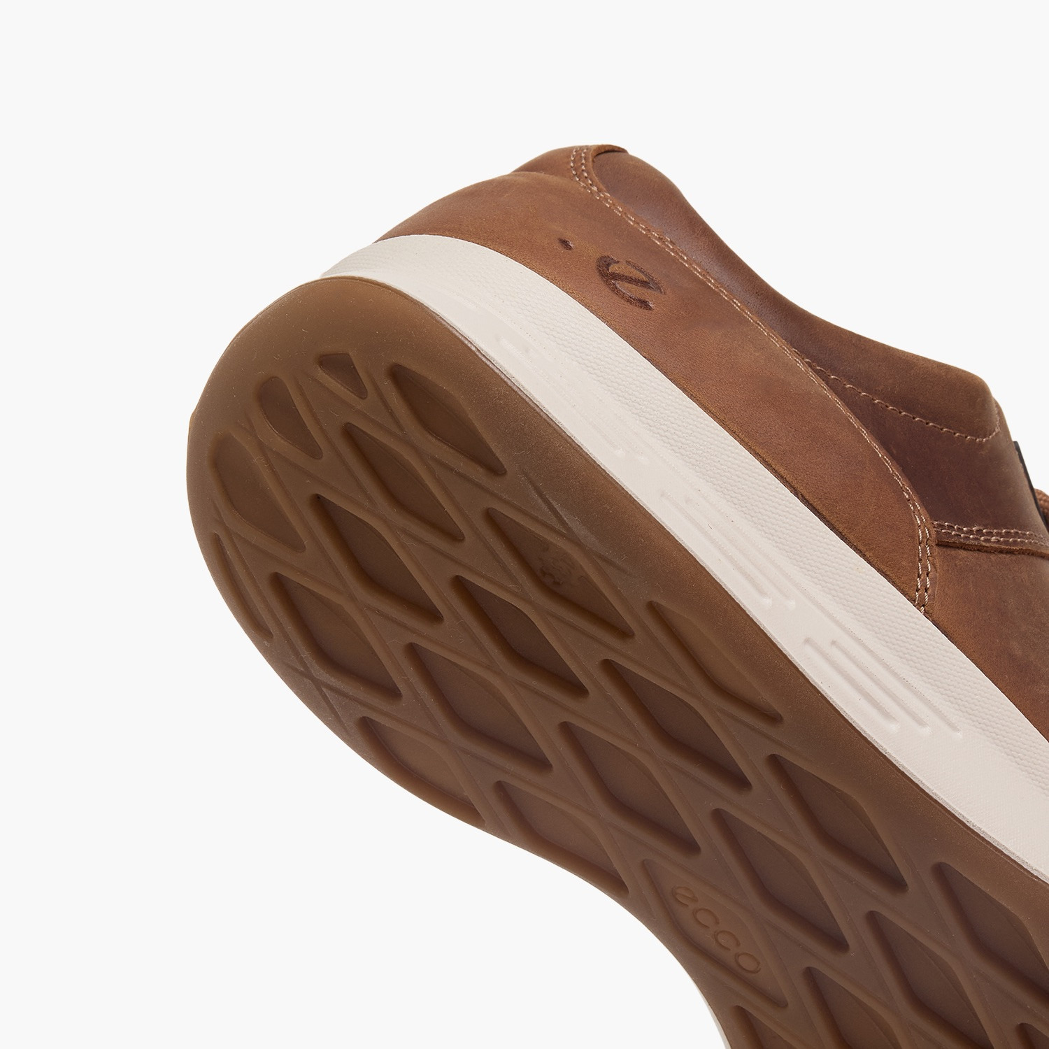حذاء سنيكرز جلد بطول الكاحل ورباط إغلاق للرجال من إيكو-men-shoes-sneakers-image-5