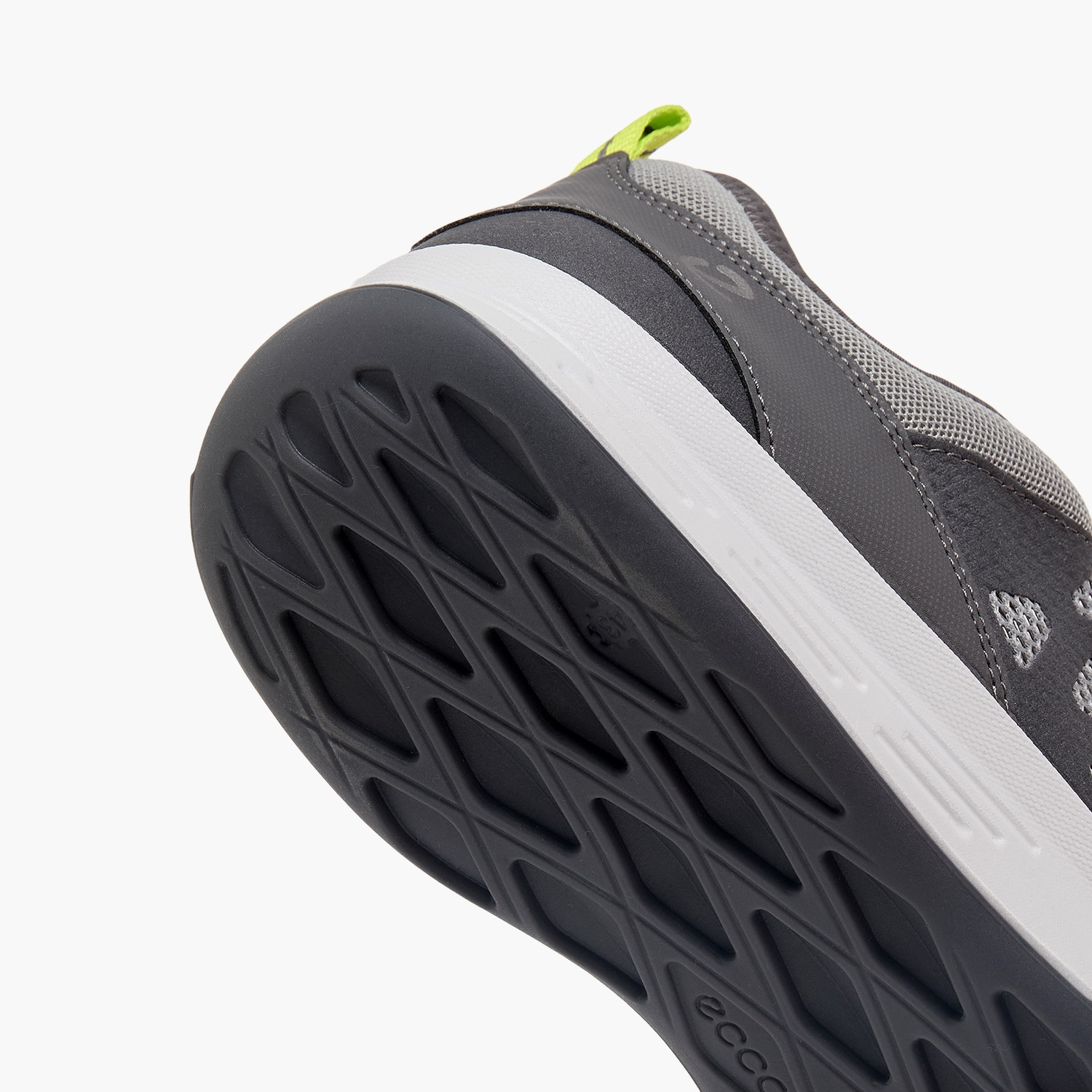 حذاء سنيكرز رجالي برقبة كاحل بتصميم بارز الملمس مع قفل رباط من إيكو-men-shoes-sneakers-image-5